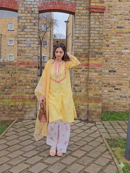 Zeephire Cotton Lawn Embroidered Stitched 3-Piece Suit-Zara