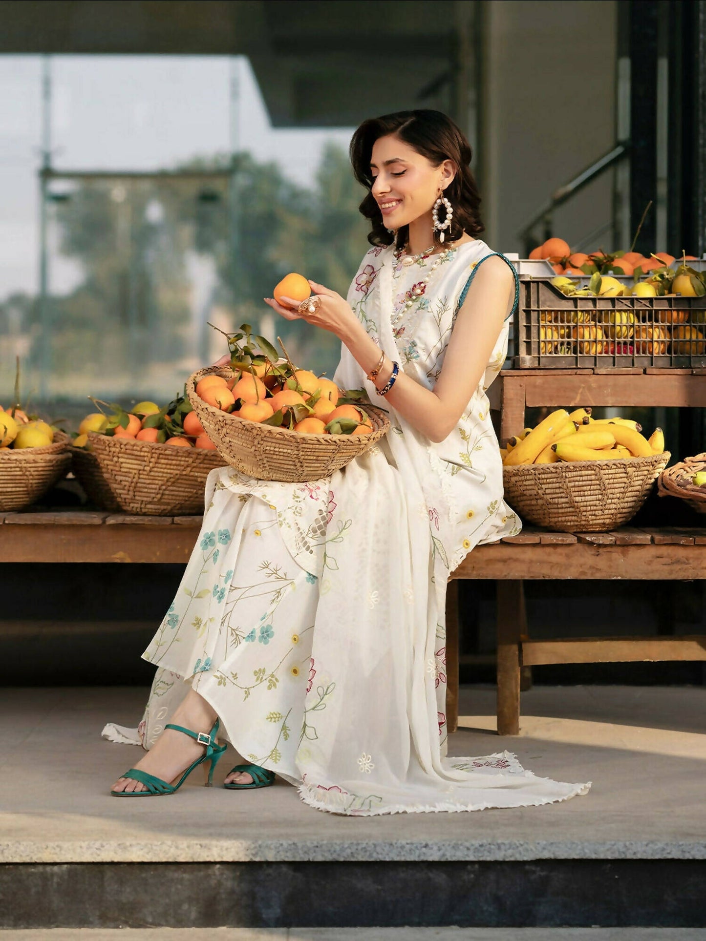 Mahnur Broadway Luxury Lawn'26 Embroidered Unstitched 3-Piece Suit-BW-002