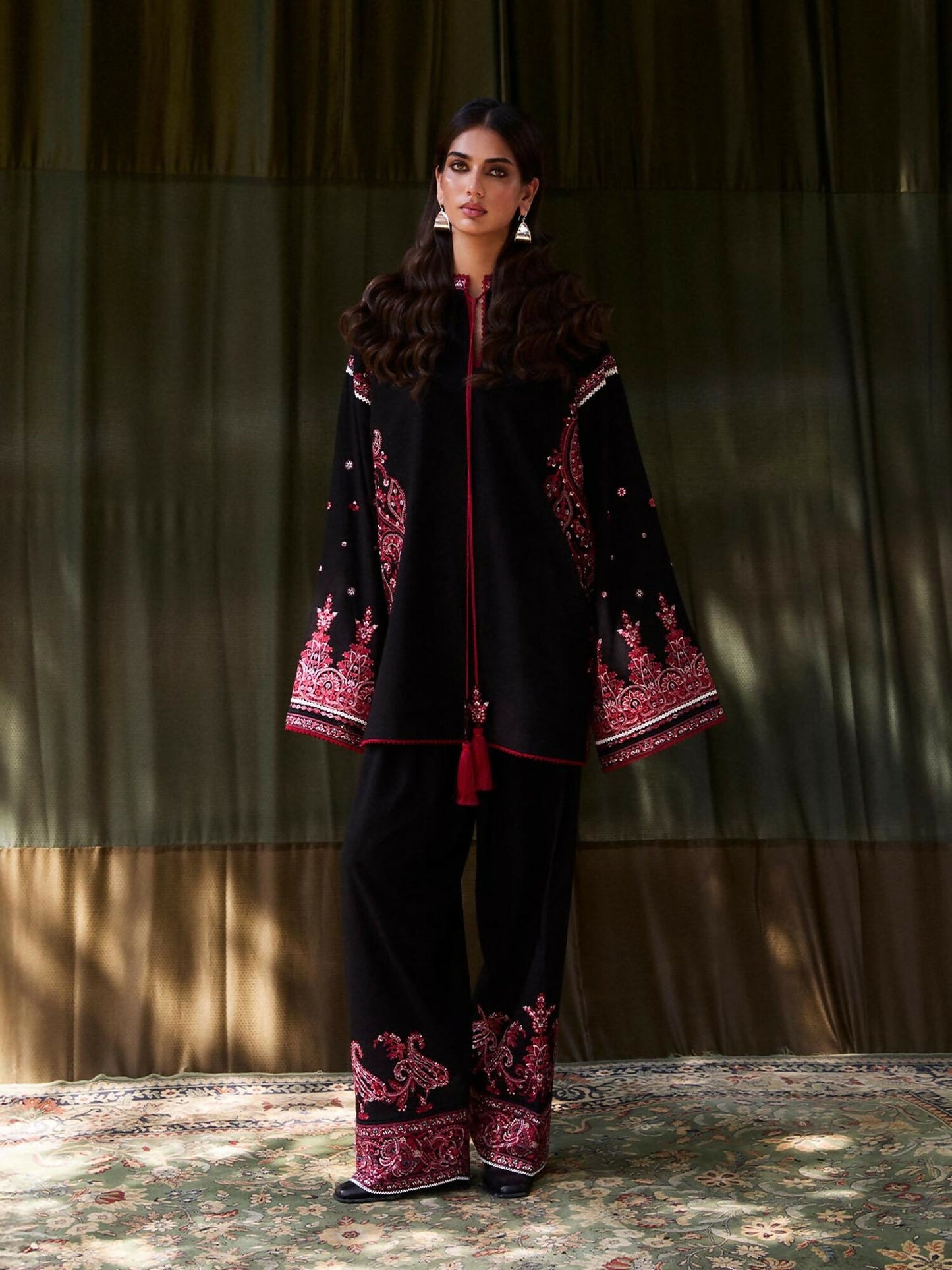 Jugnu By Hussain Rehar AW 25 - Edit I Karandi Embroidered Scarf-Banhi