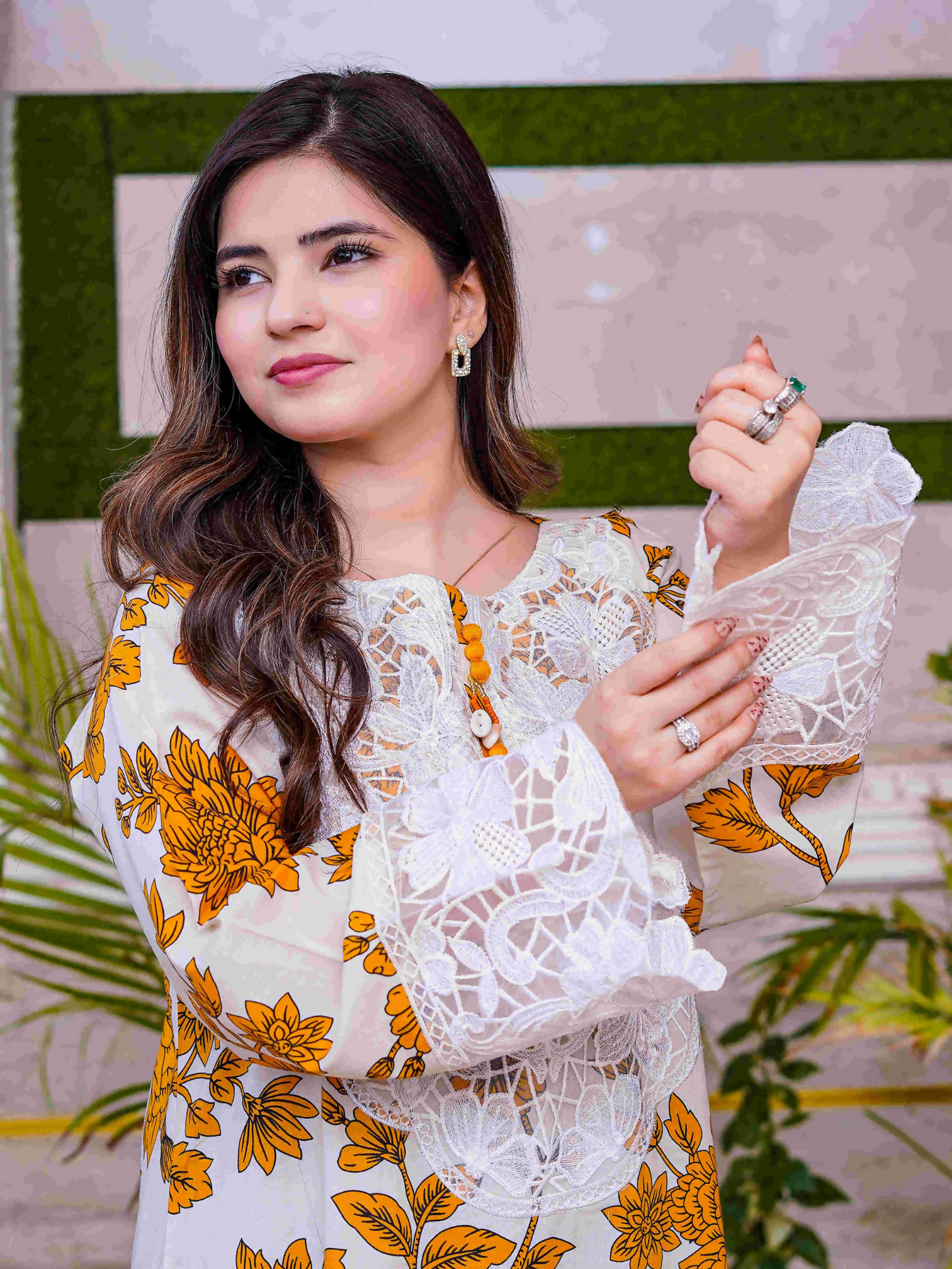 MH Cloth House Cotton Lawn Embroidered Stitched 3-Piece Suit-Hooriyah