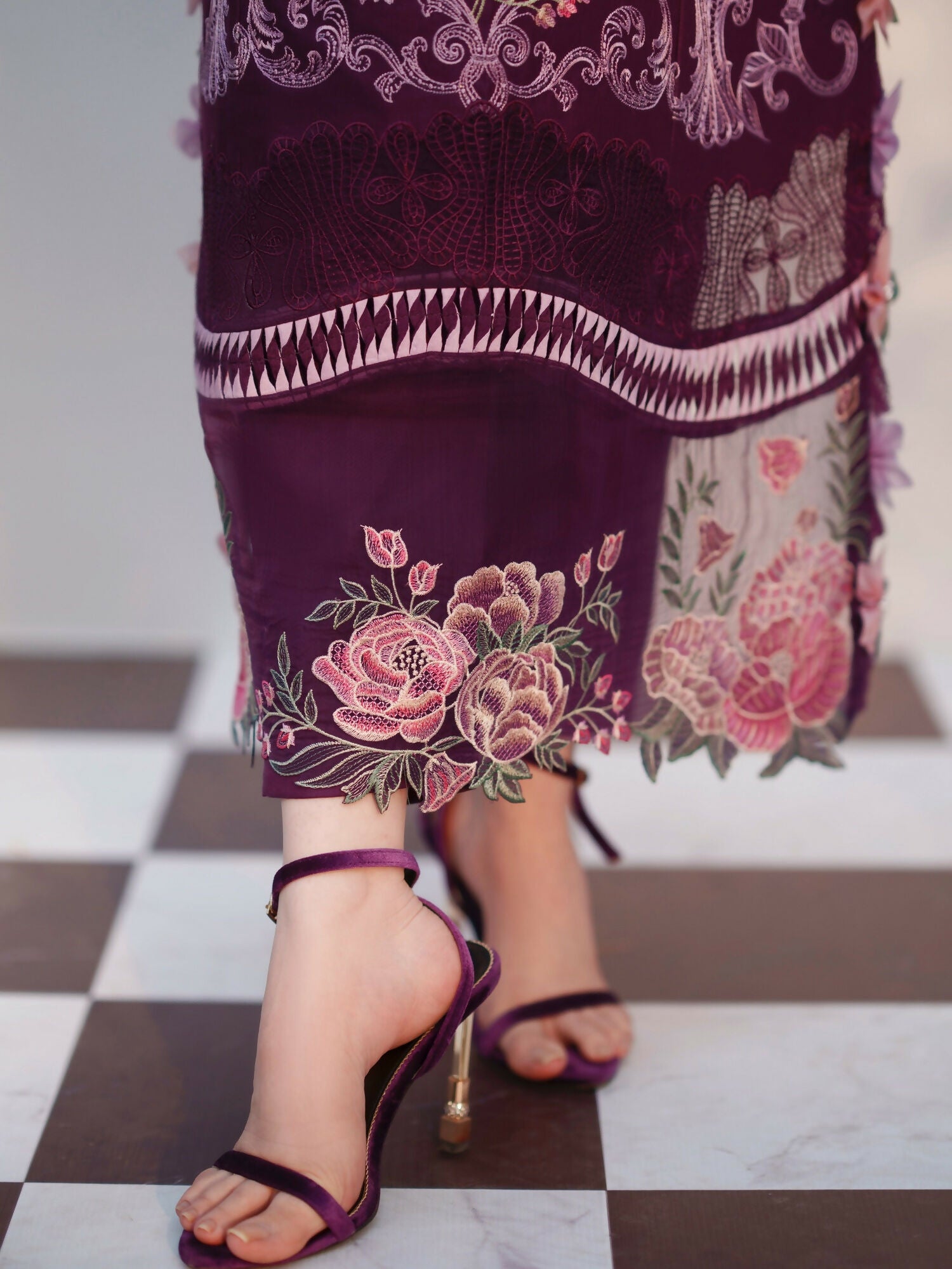 Parishay Summer Queen Lawn Embroidered Unstitched 3-Piece Suit-SQ-07