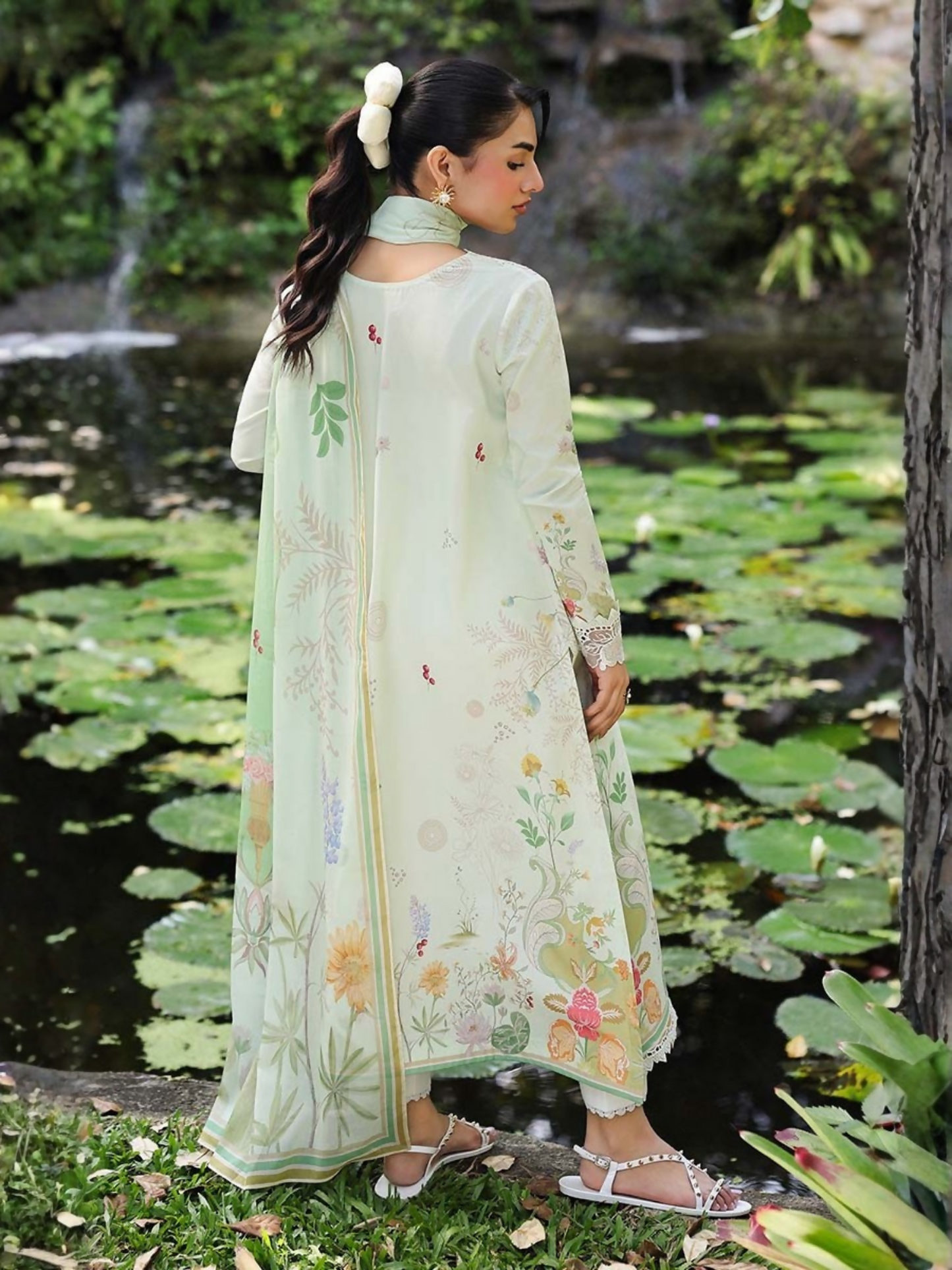 Qalamkar Qprints Lawn'26 Embroidered Unstitched 3-Piece Suit-AX-01-(A)-Neve