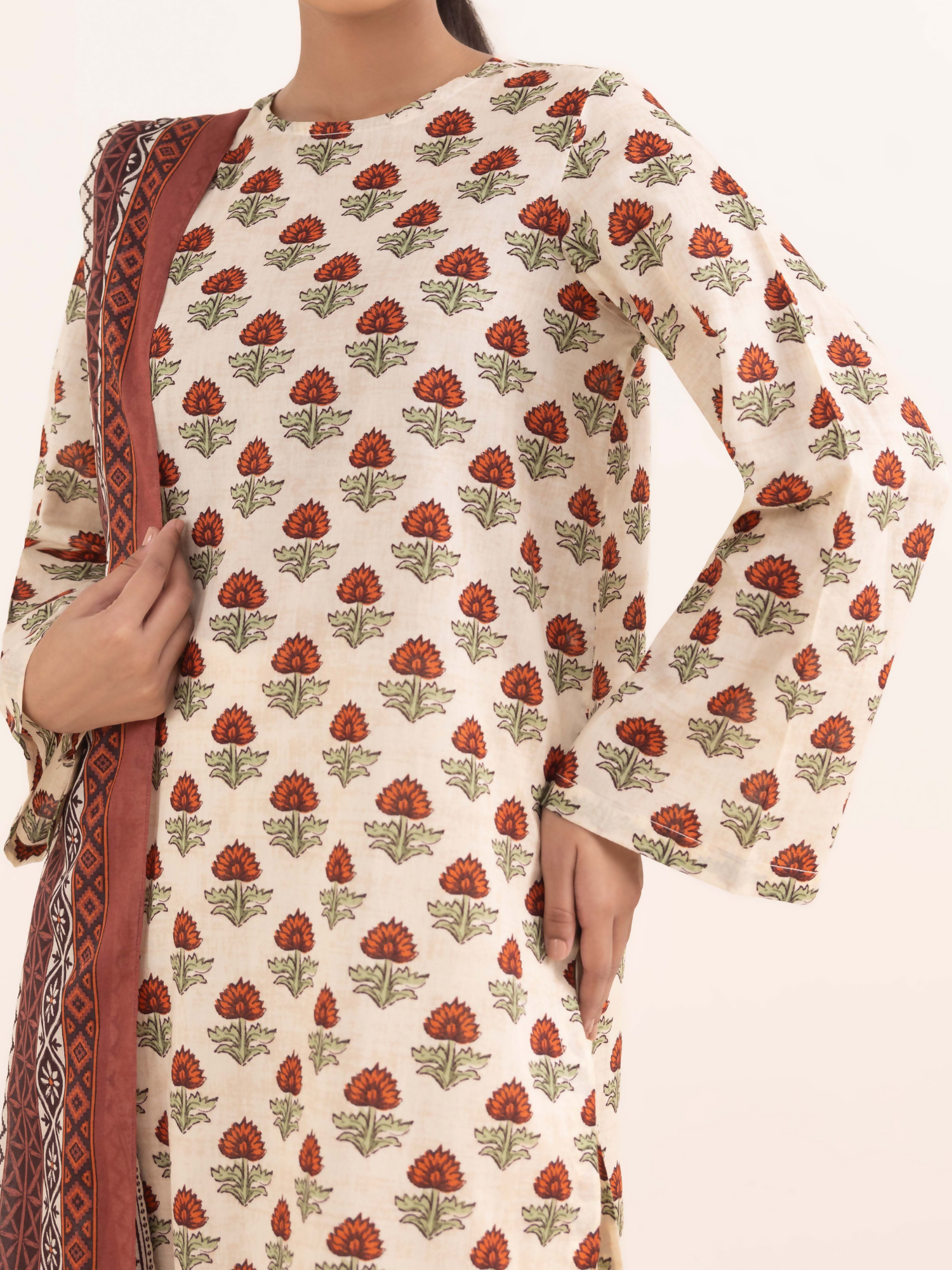 Sapphire Lawn Printed Unstitched 3-Piece Suit