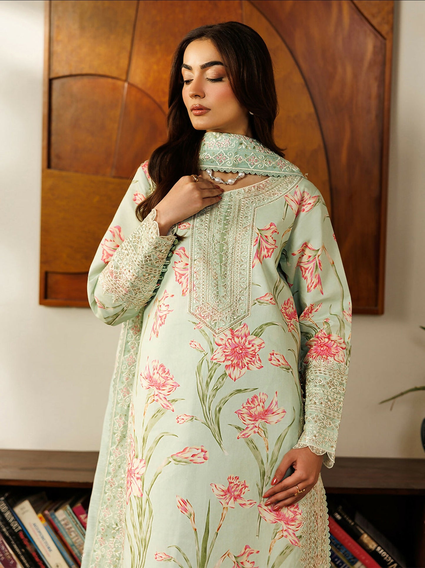 Mahnur Leila Lawn'26 Embroidered Unstitched 3-Piece Suit-L-01