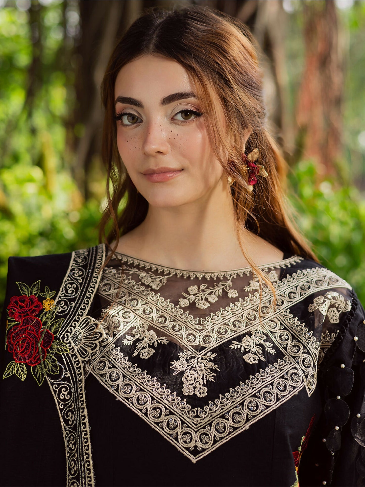 Parishay Winterwood Tales Khaddar Embroidered Unstitched 3-Piece Suit- WW - 07
