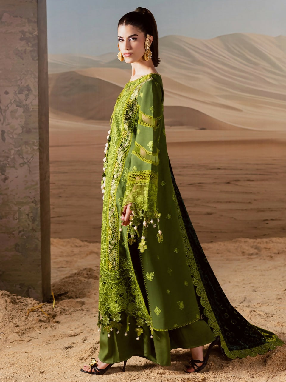 Mahnur Amelia Kotrai Embroidered Unstitched 3-Piece Suit-CK-012