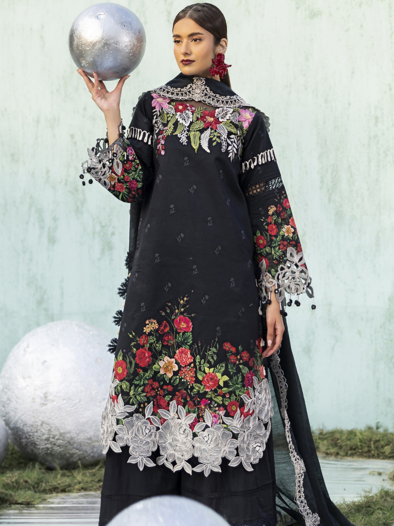 Parishay Ivy Bloom'26 Lawn Embroidered Unstitched 3-Piece Suit-IB-02