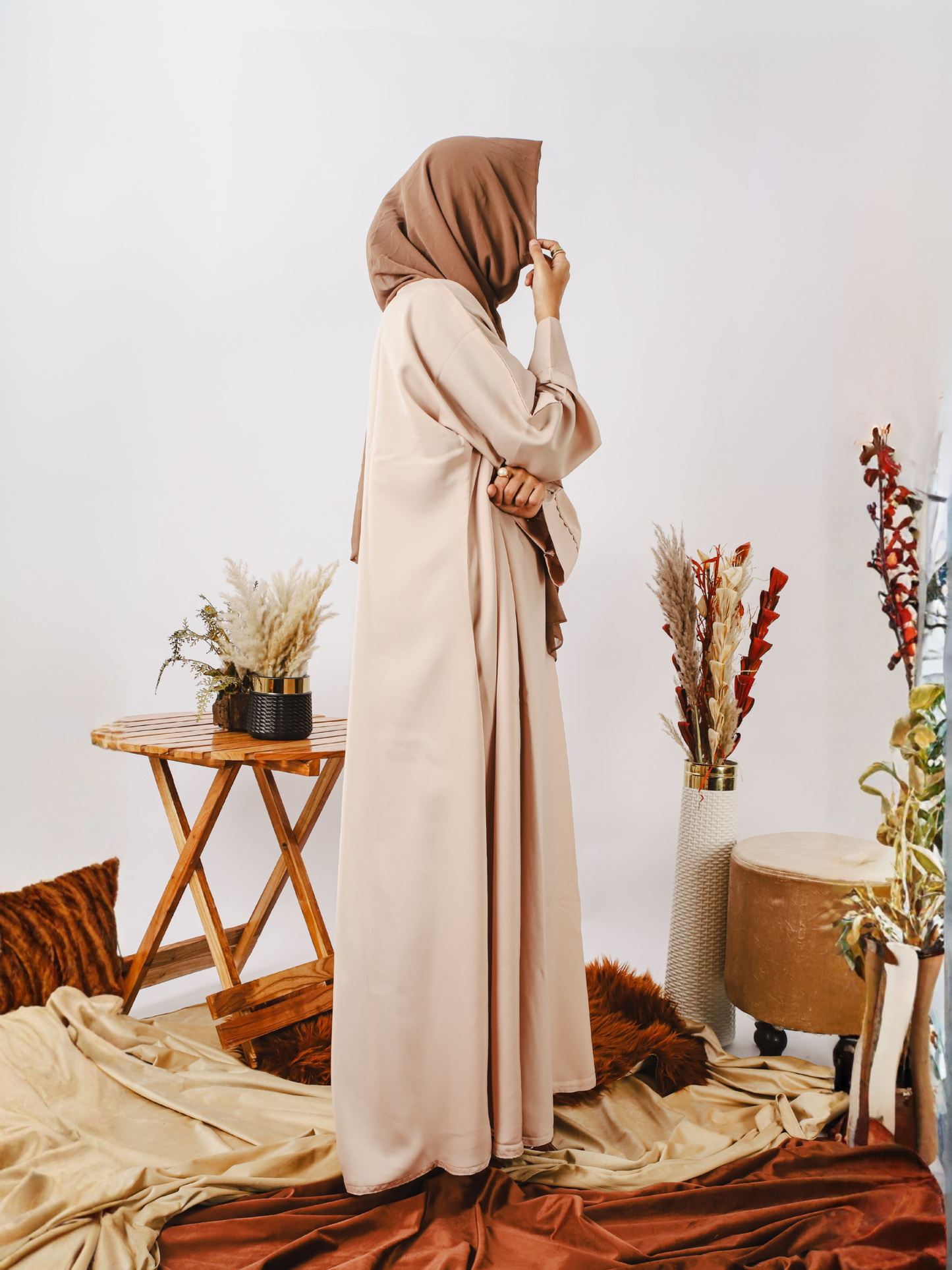 Beige-Nourah Nida Abaya-Mina