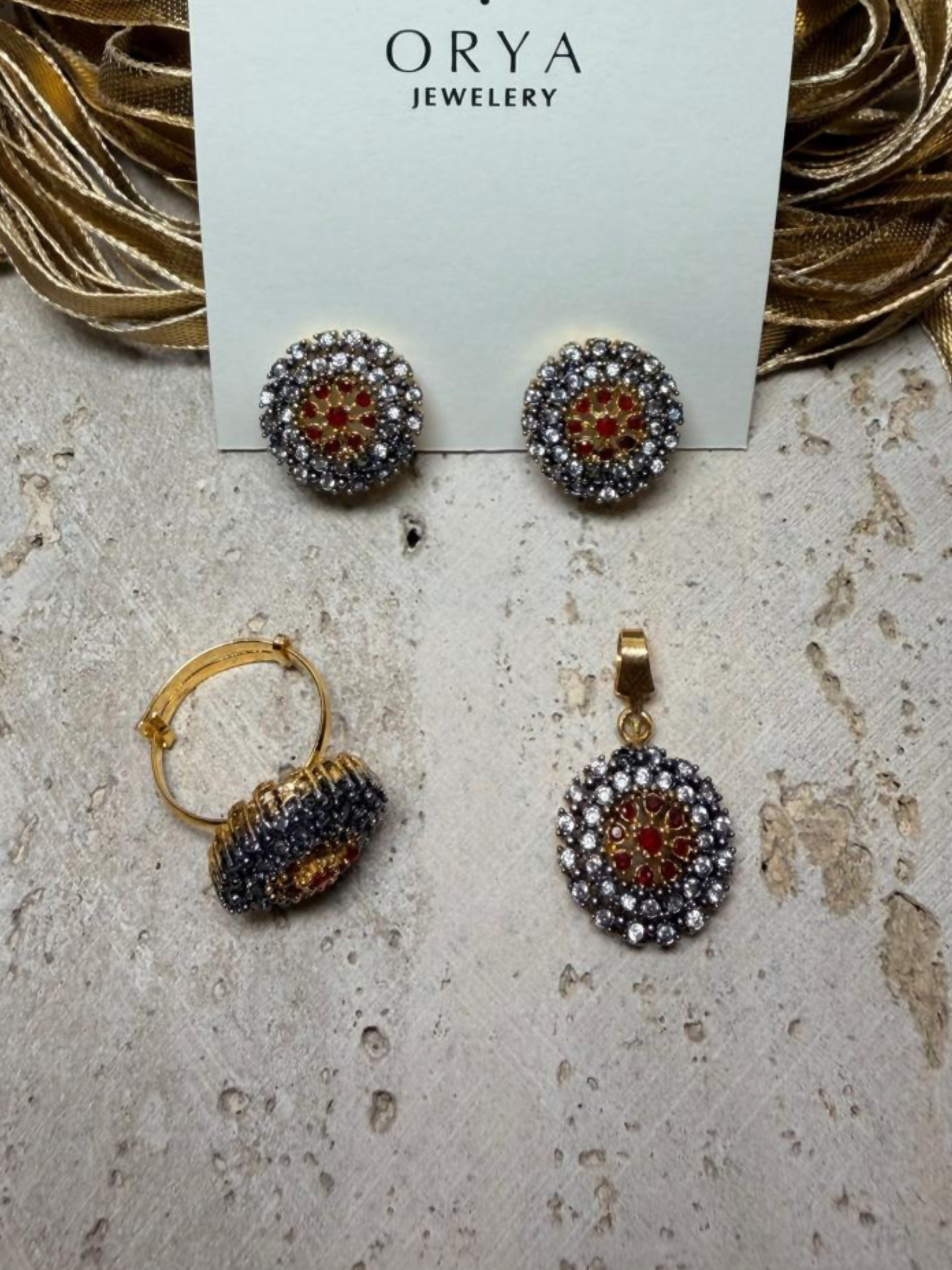 Orya Jewellery Pendant Set