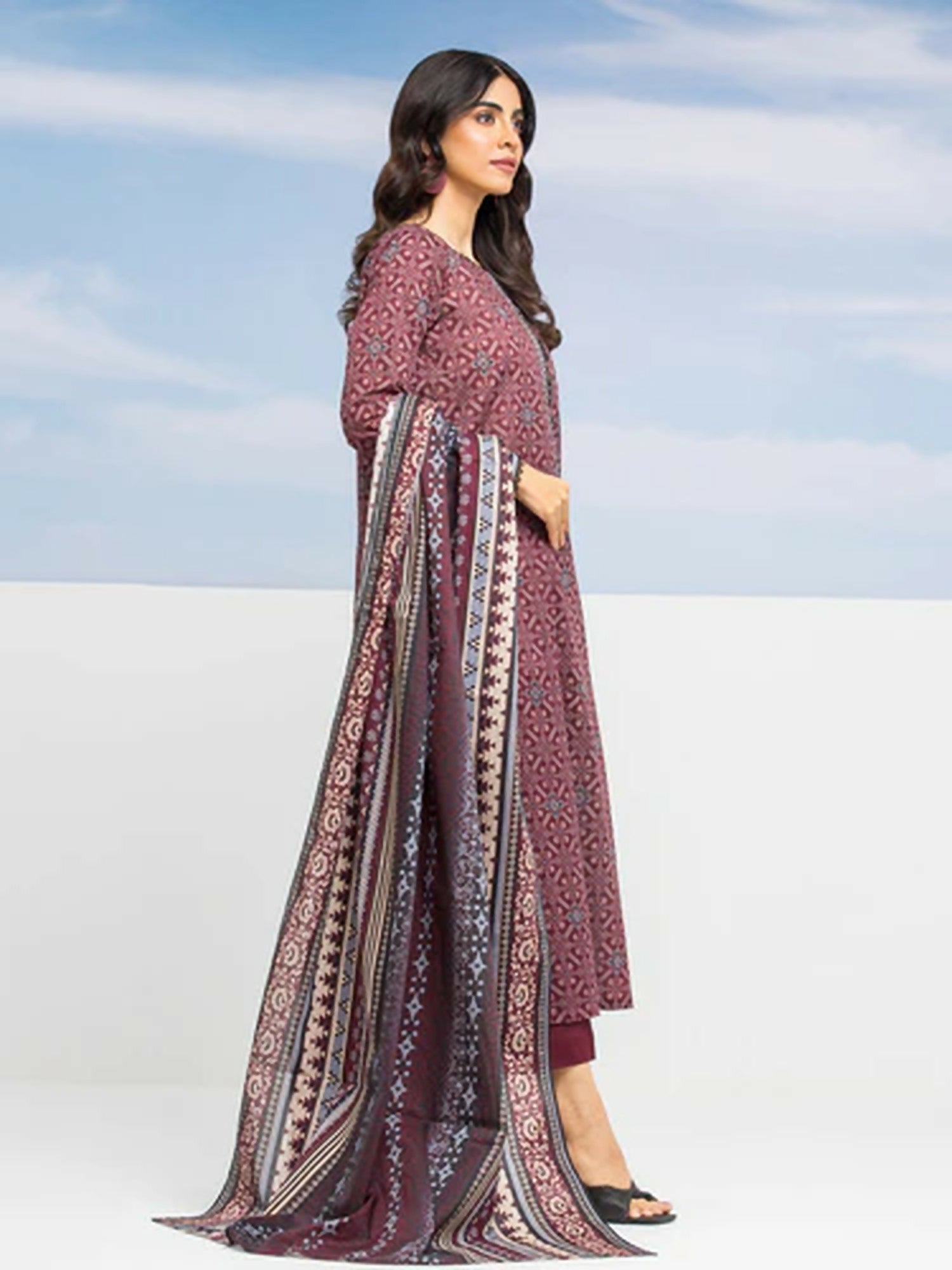 Edenrobe Allure Summer Lawn Printed Unstitched 3-Piece Suit-EWU24A1-35281