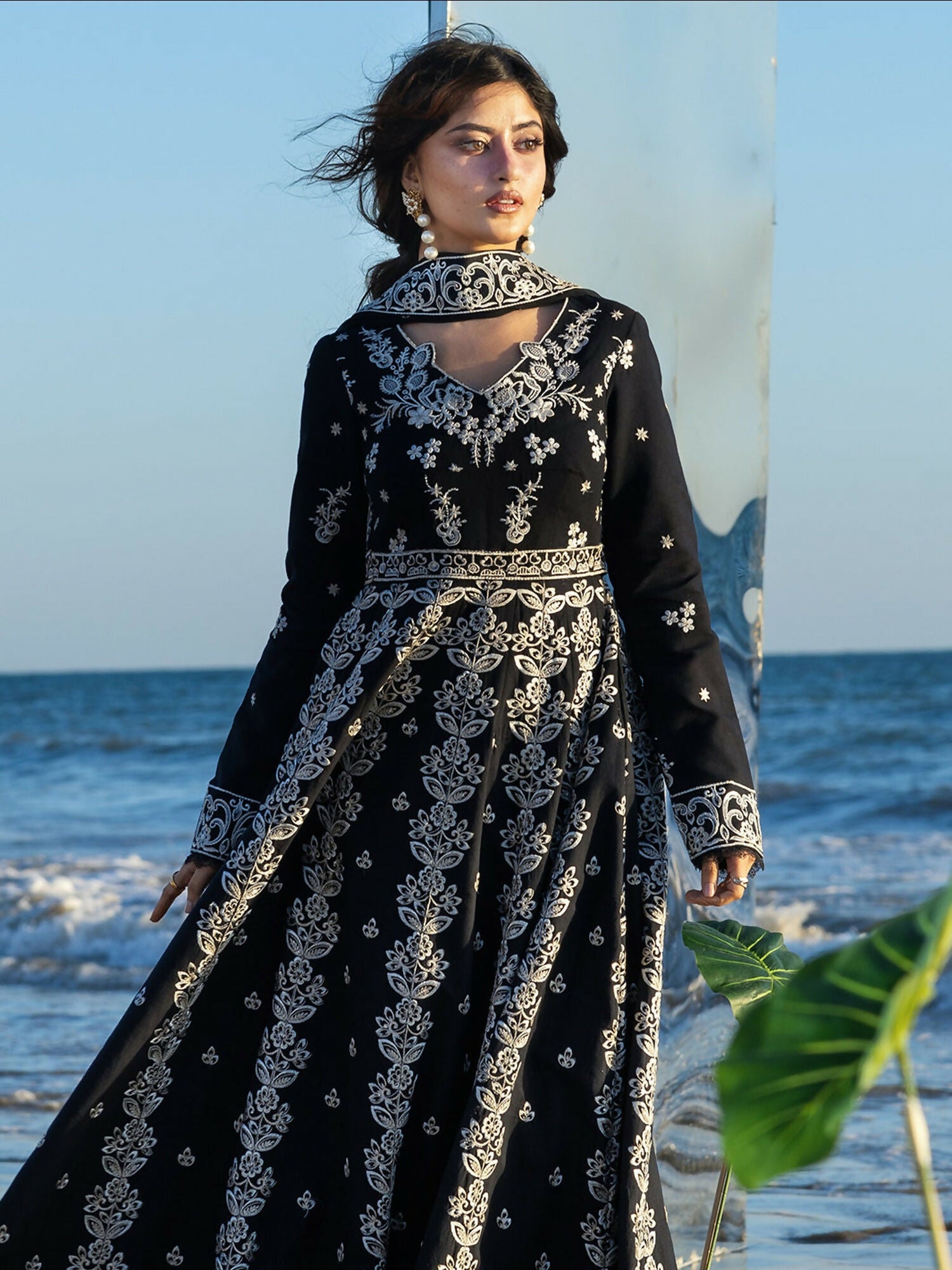 Mahnur Sirene Luxury Lawn'26 Embroidered Stitched 3-Piece Suit-S-05