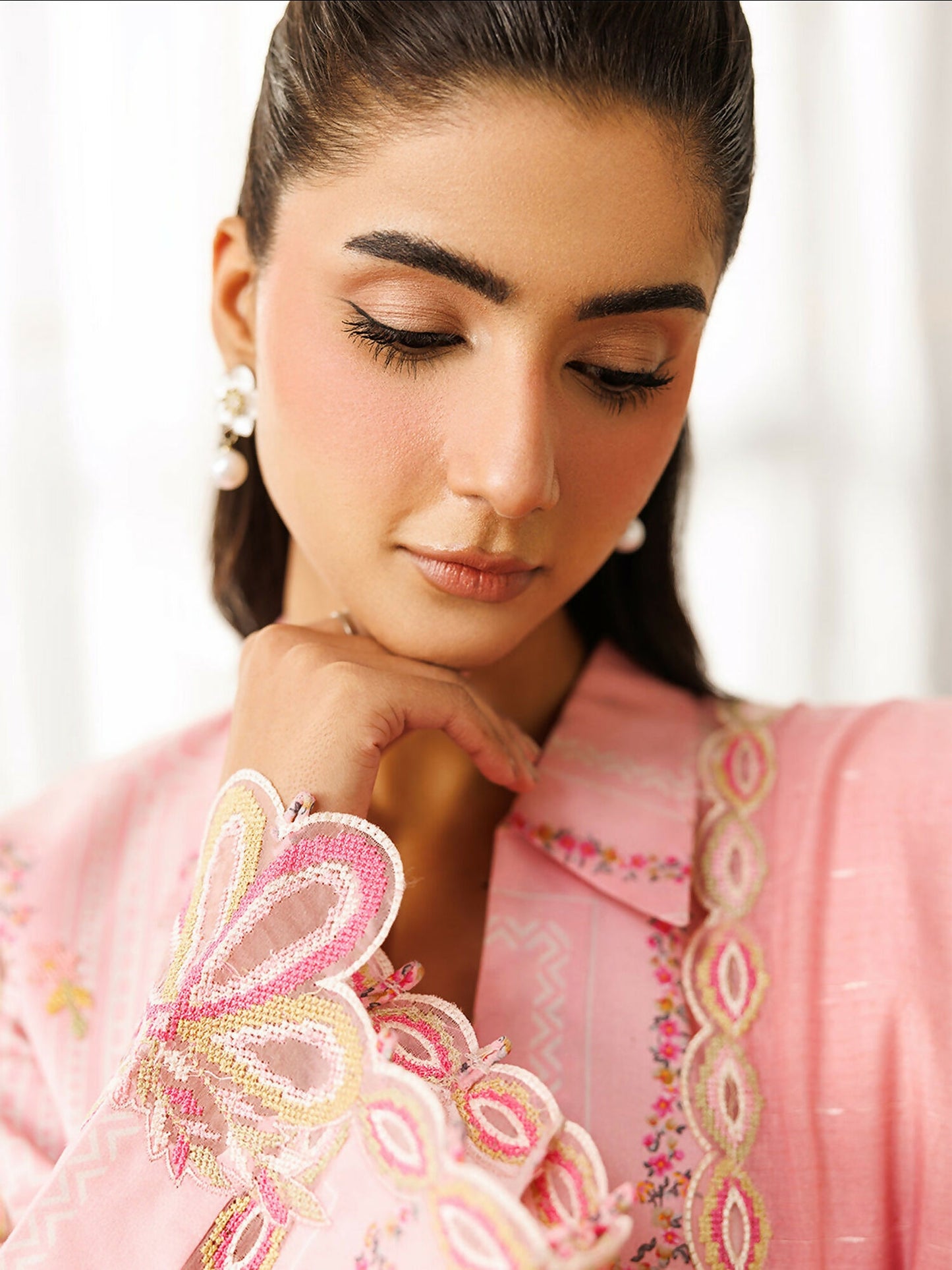 Mahnur Leila Lawn'26 Embroidered Stitched 3-Piece Suit-L-06
