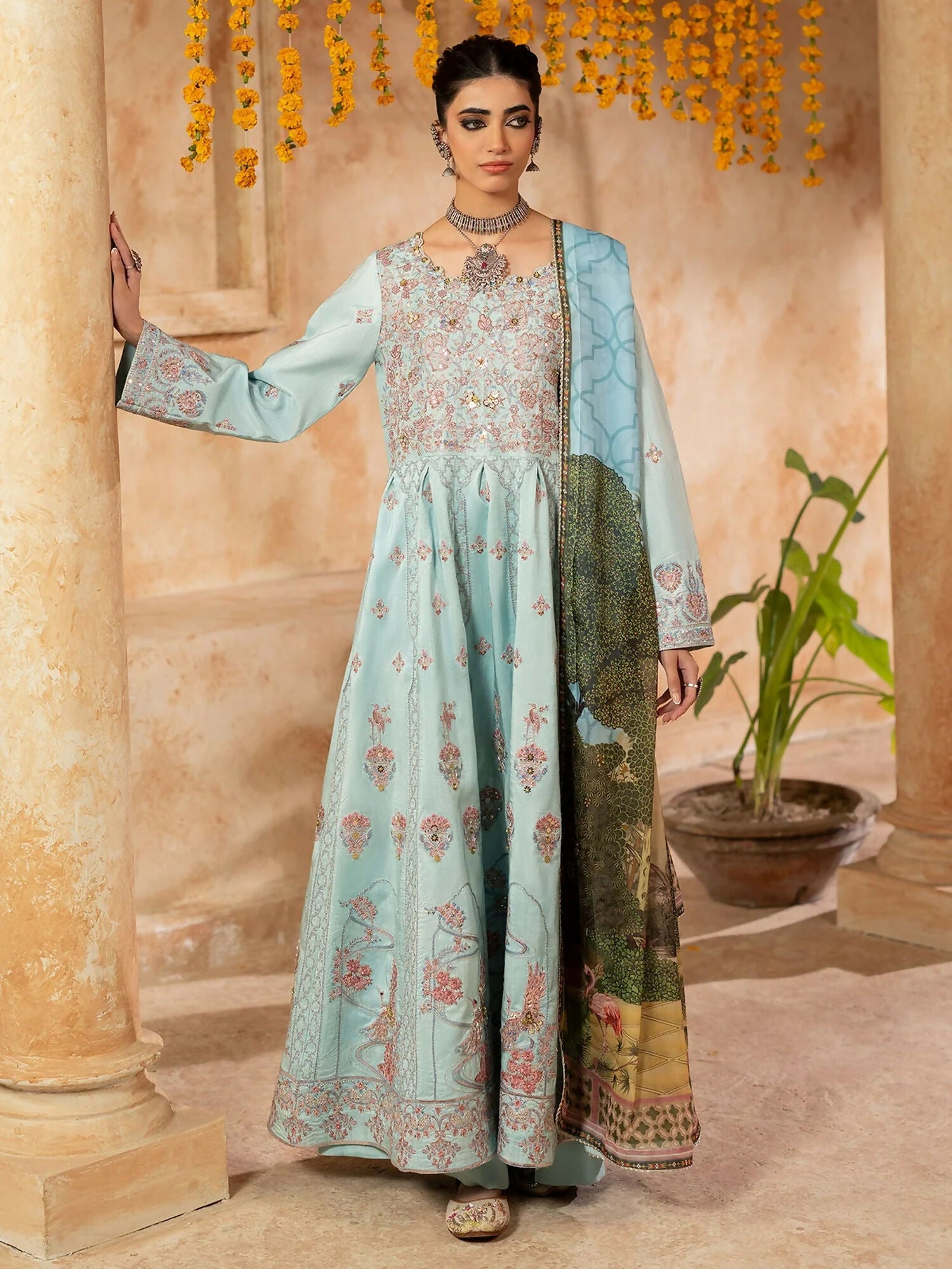 Shurooq Kanpur 1912 Silk Embellished Pishwas-Qutub Minar