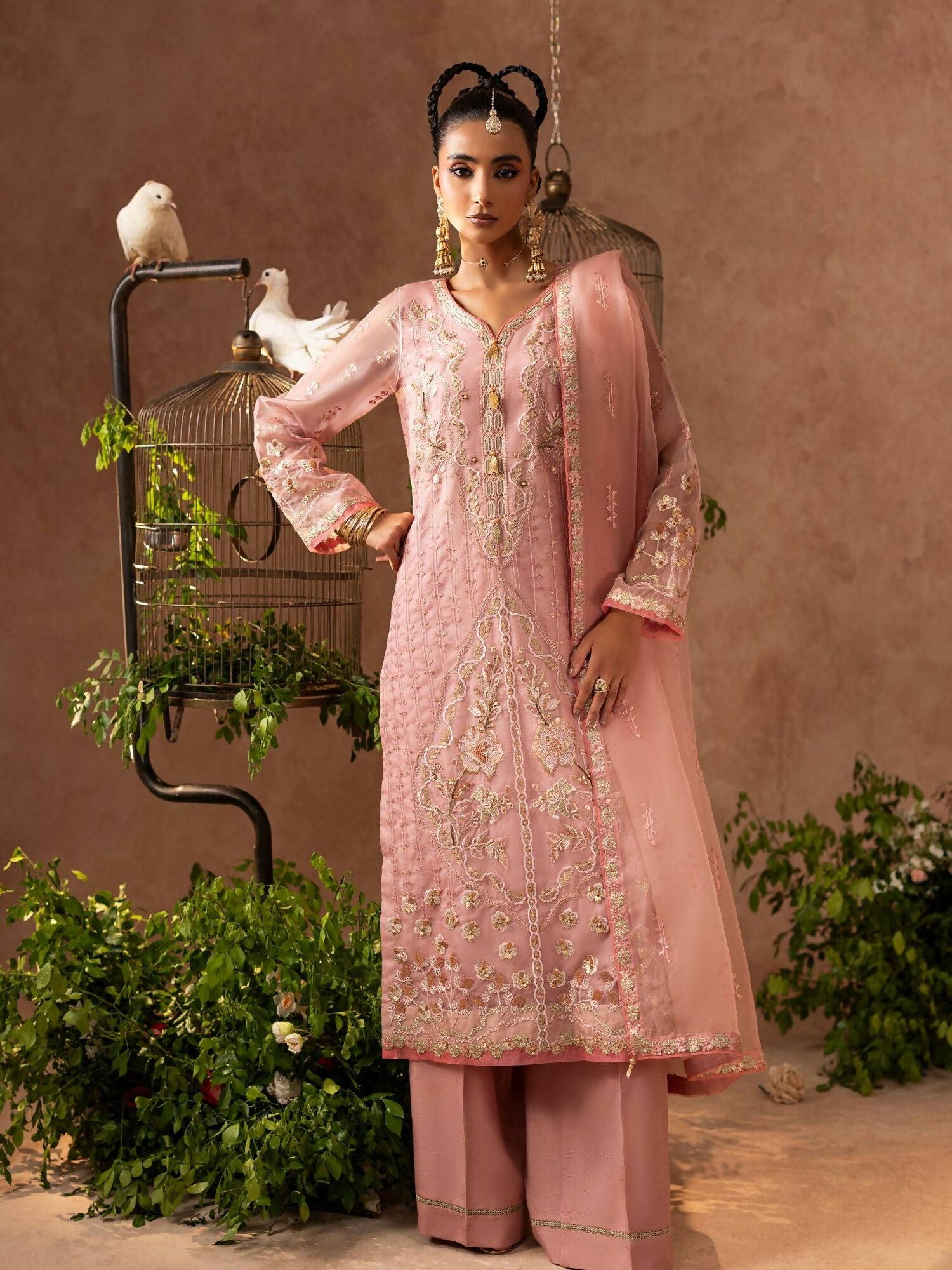 Shurooq Geet Organza Embroidered Stitched 3-Piece Suit-Heer