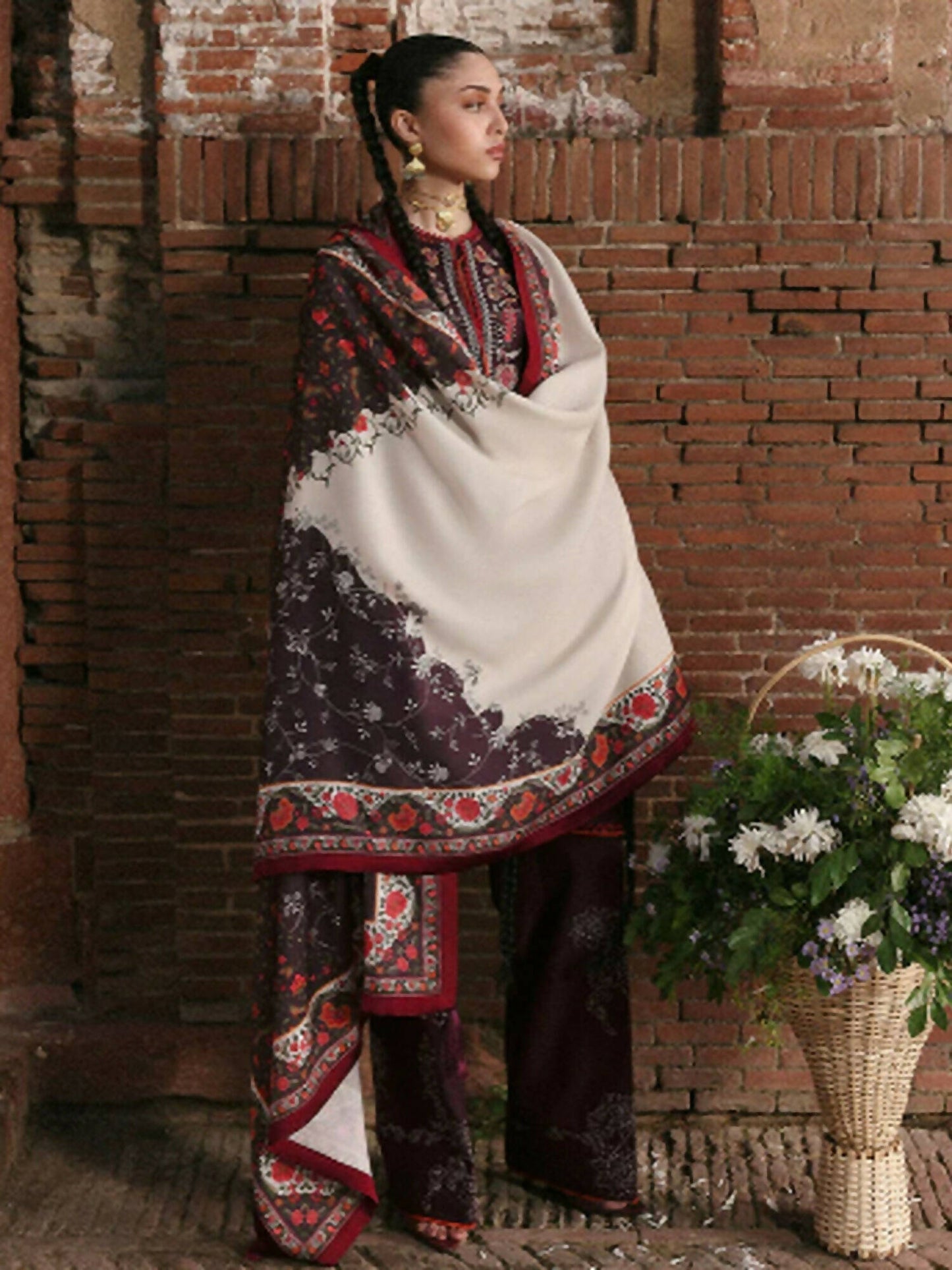 Jugnu By Hussain Rehar Khaddar'25 Embroidered Unstitched 3-Piece Suit-Laleh