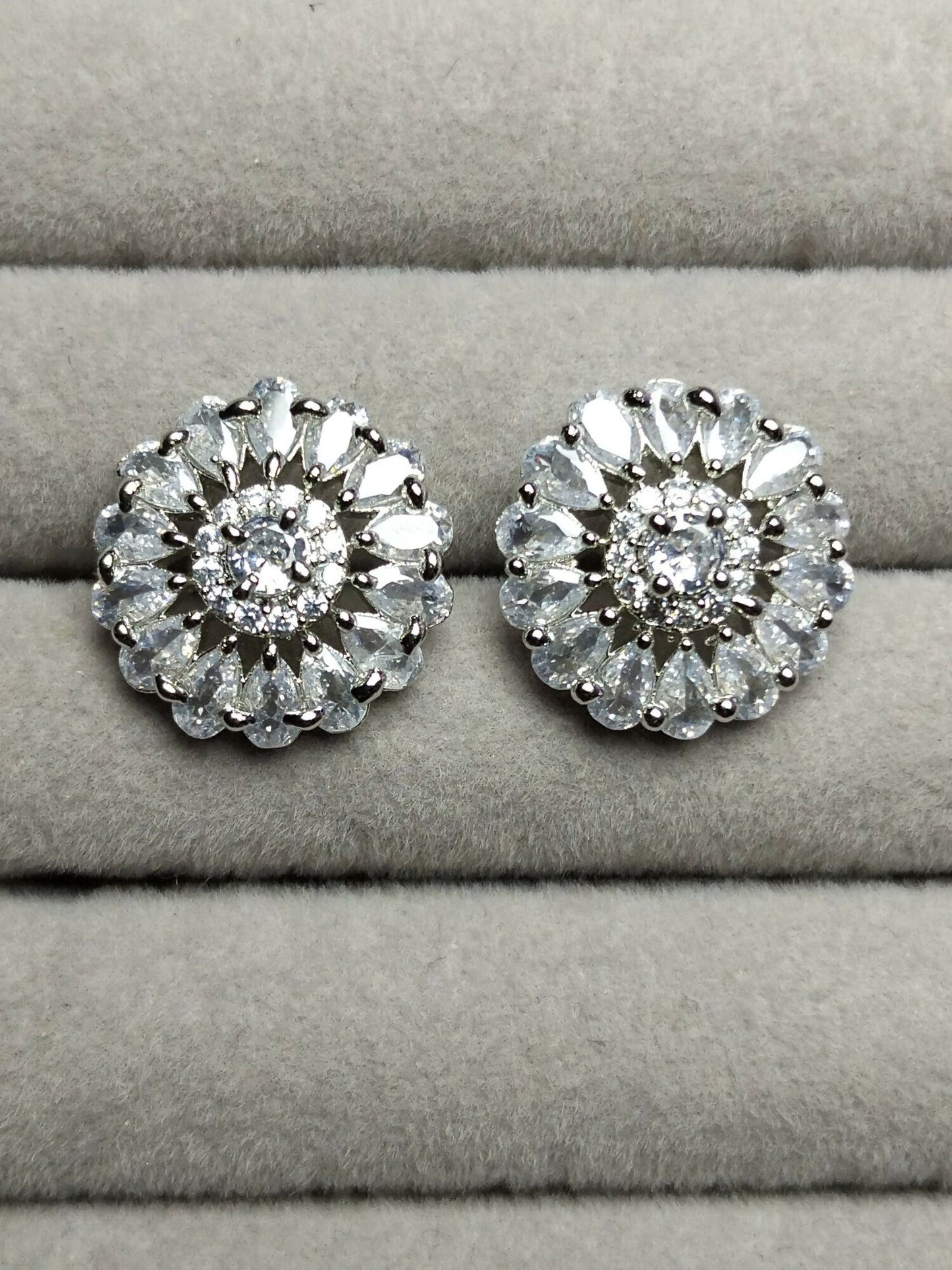 H&A Jewellery One Carat Stud Earrings
