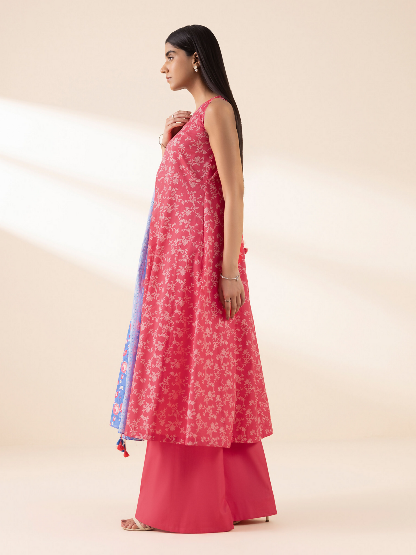 Sapphire Lawn Printed Unstitched 3-Piece Suit