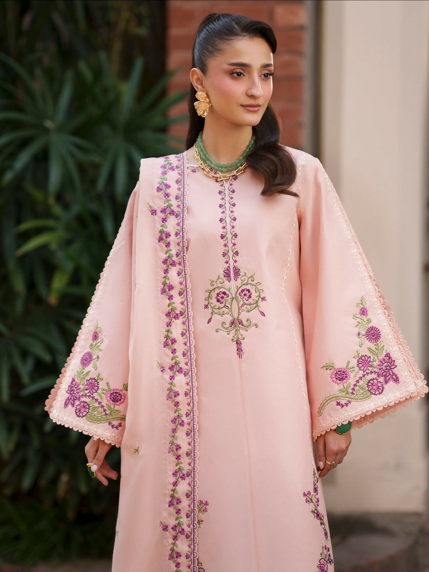 Mahnur Fiona Lawn'26 Embroidered Unstitched 3-Piece Suit-F-01
