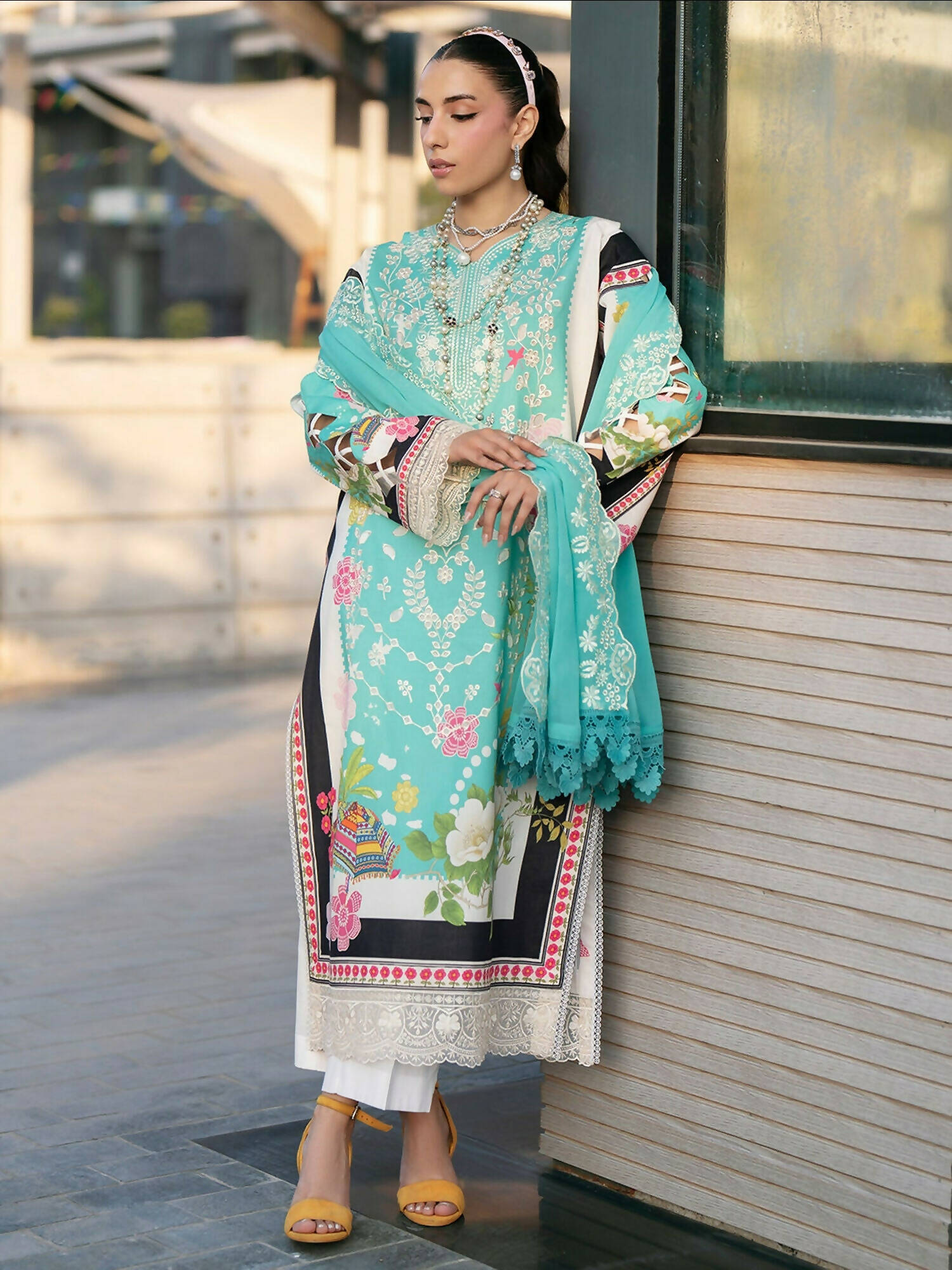 Mahnur Broadway Luxury Lawn'26 Embroidered Unstitched 3-Piece Suit-BW-007