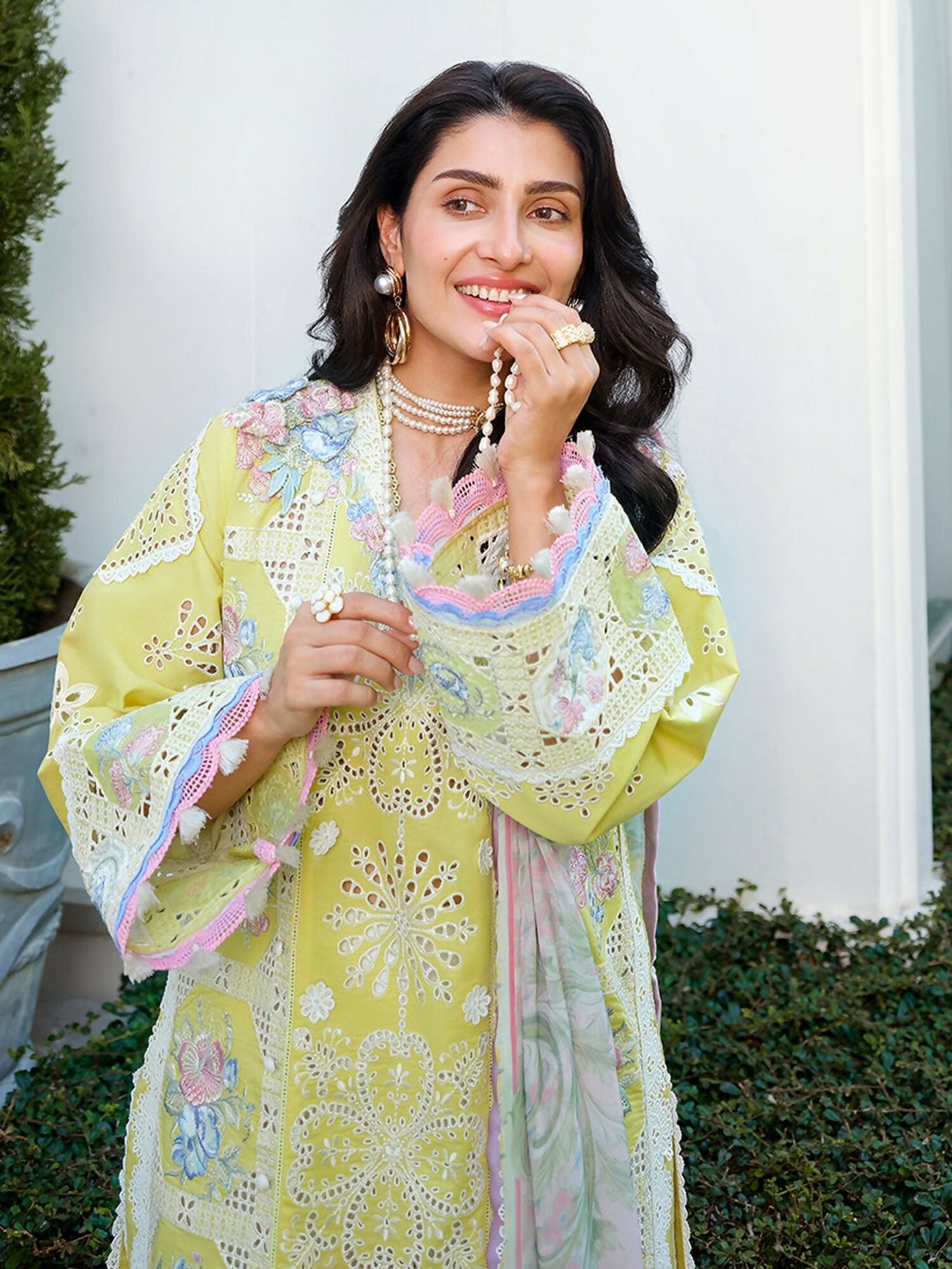 Mushq A Moi Luxury Lawn Embroidered Unstitched 3-Piece Suit-Tender Whisper