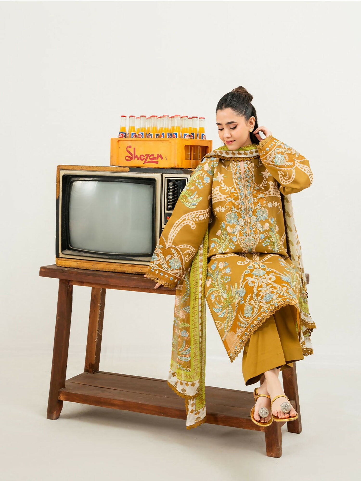 Mahnur Anaya Lawn Vol-1 Embroidered Stitched 3-Piece Suit-ANA-003