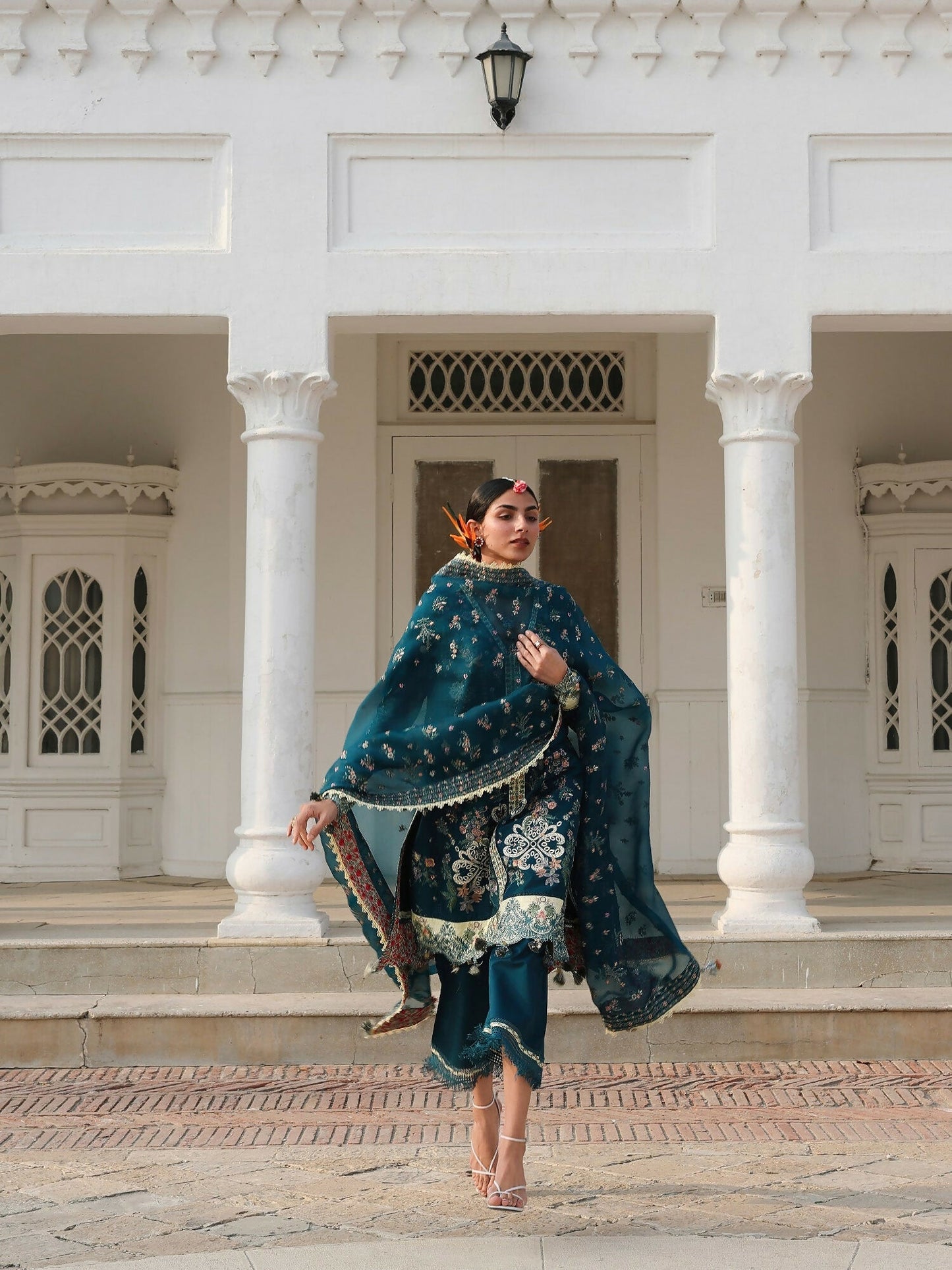 Hussain Rehar Luxury Lawn'26 Eid Edit Embroidered Unstitched 3-Piece Suit-Azraq