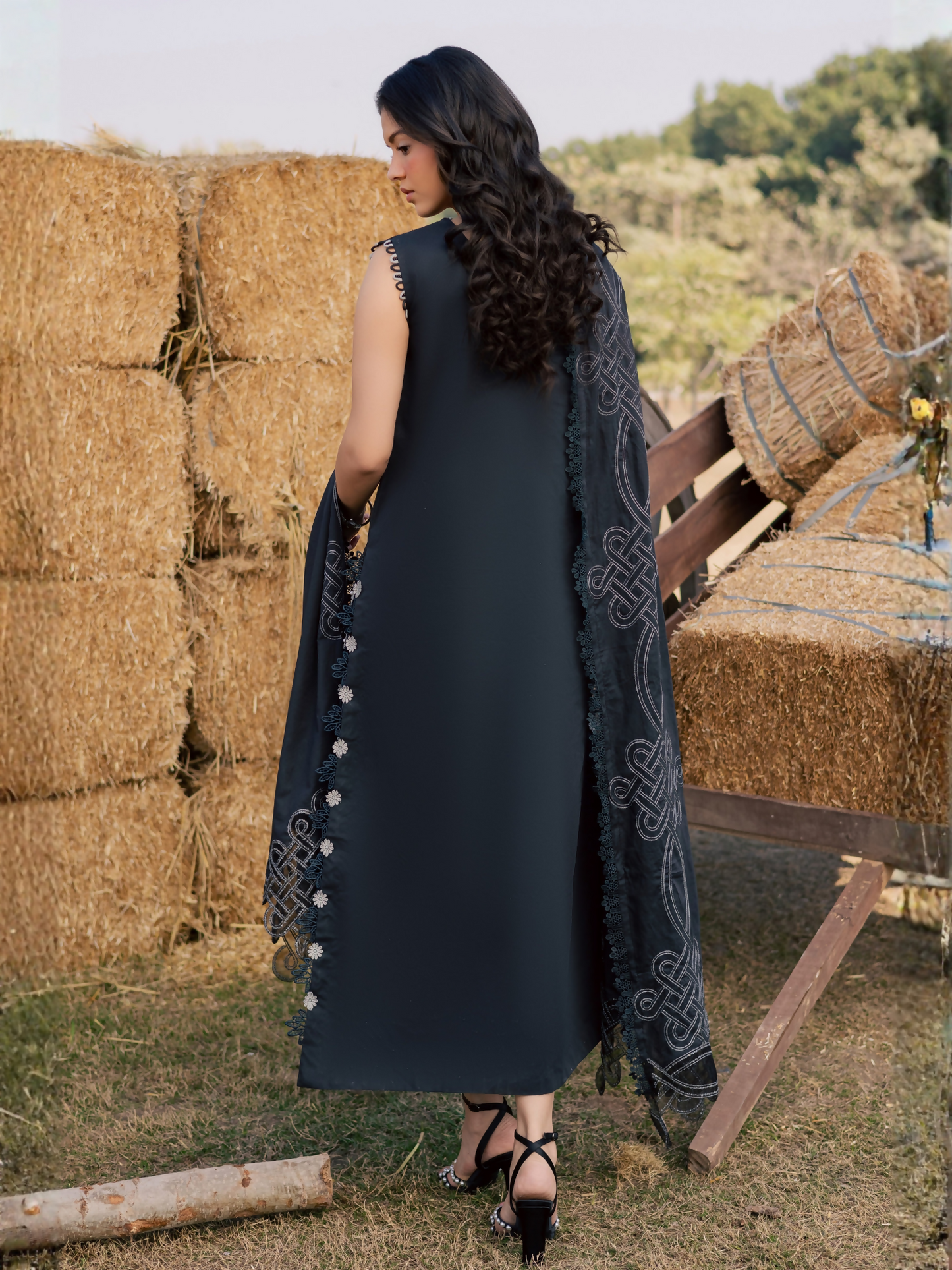 Parishay Summer Queen Vol 2 Lawn Embroidered Stitched 3-Piece Suit-SQU-14