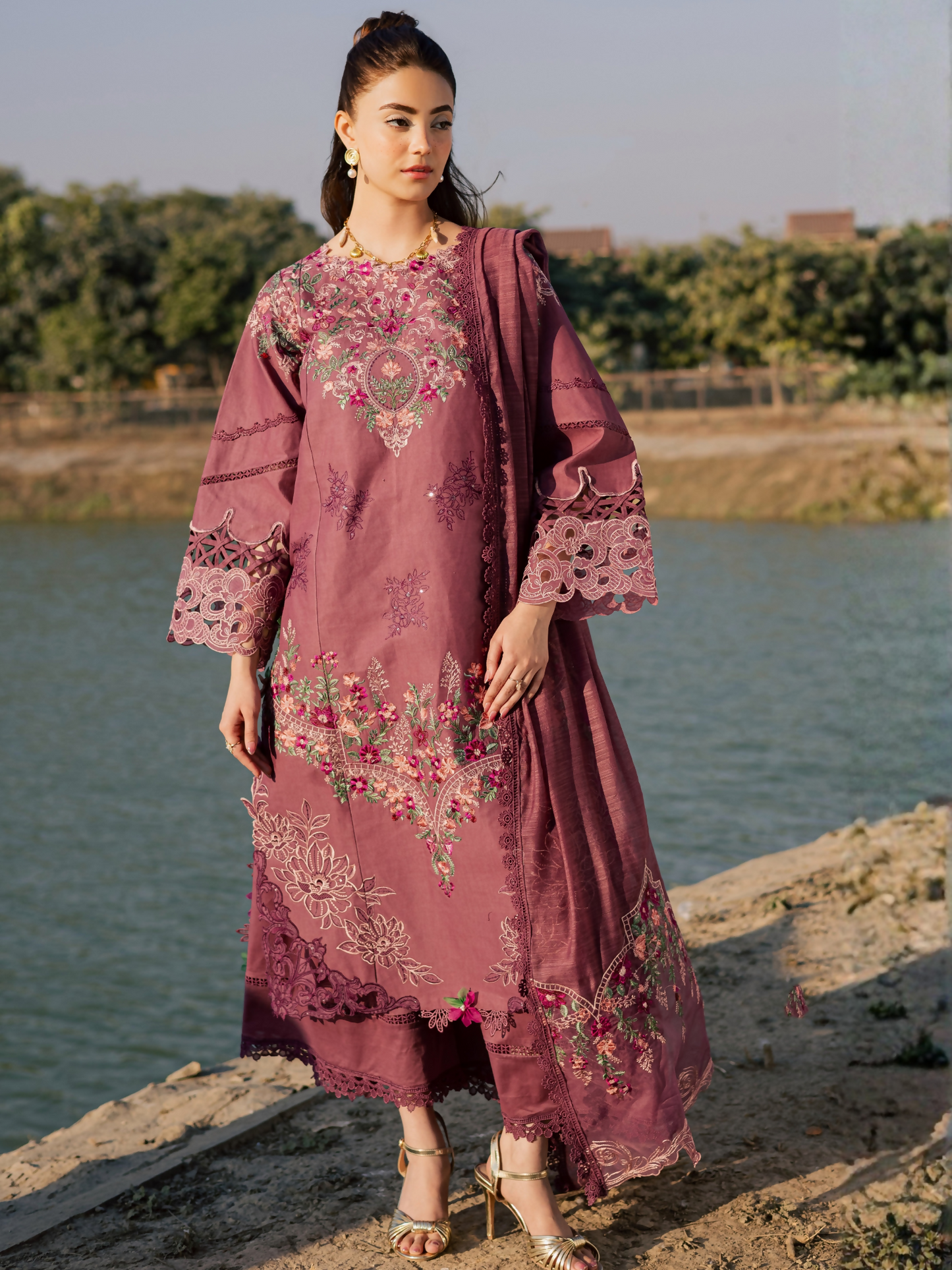 Parishay Summer Queen Vol 2 Lawn Embroidered Unstitched 3-Piece Suit-SQU-03