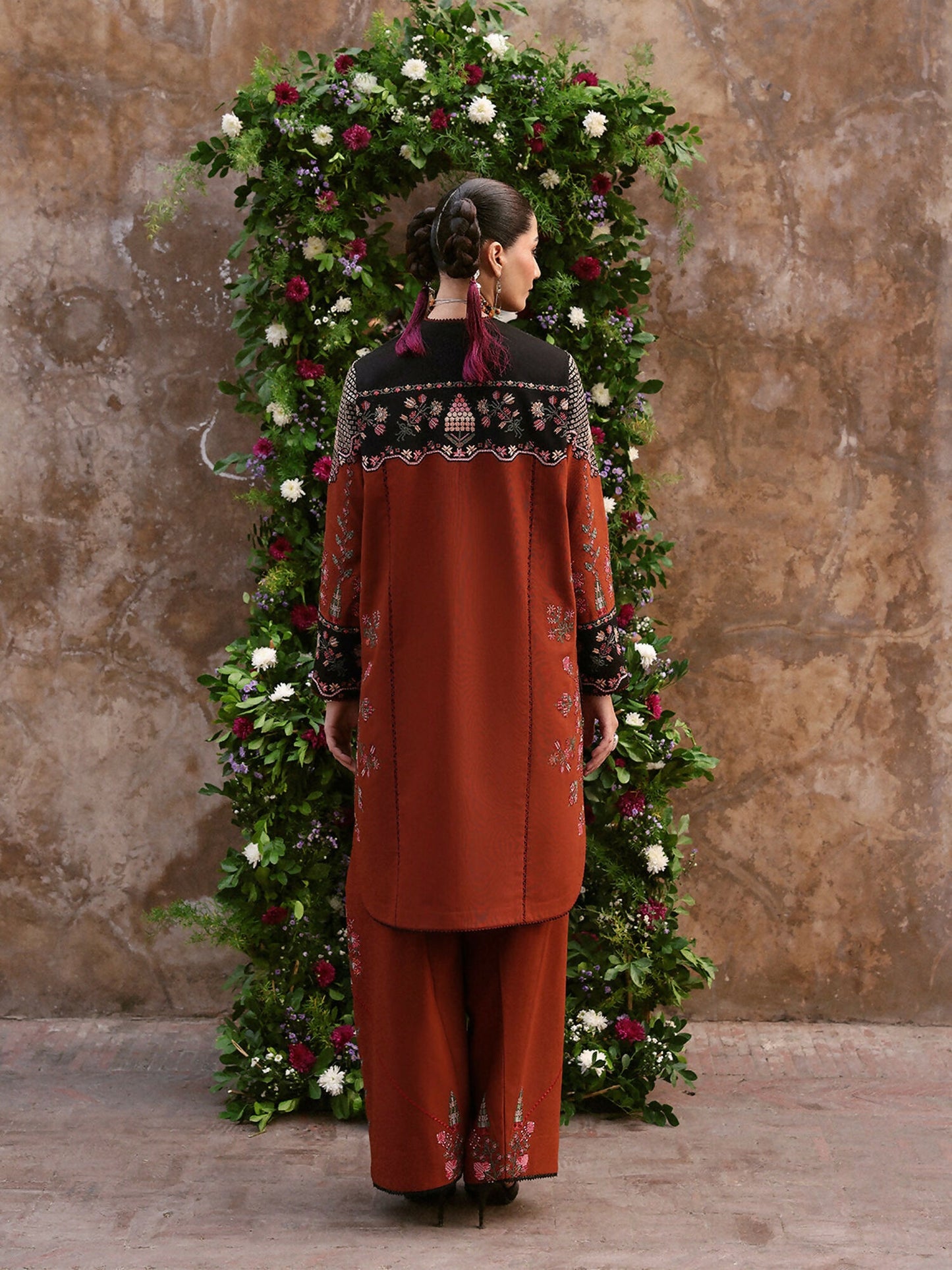 Jugnu By Hussain Rehar Khaddar'25 Embroidered Unstitched 3-Piece Suit-Parsa