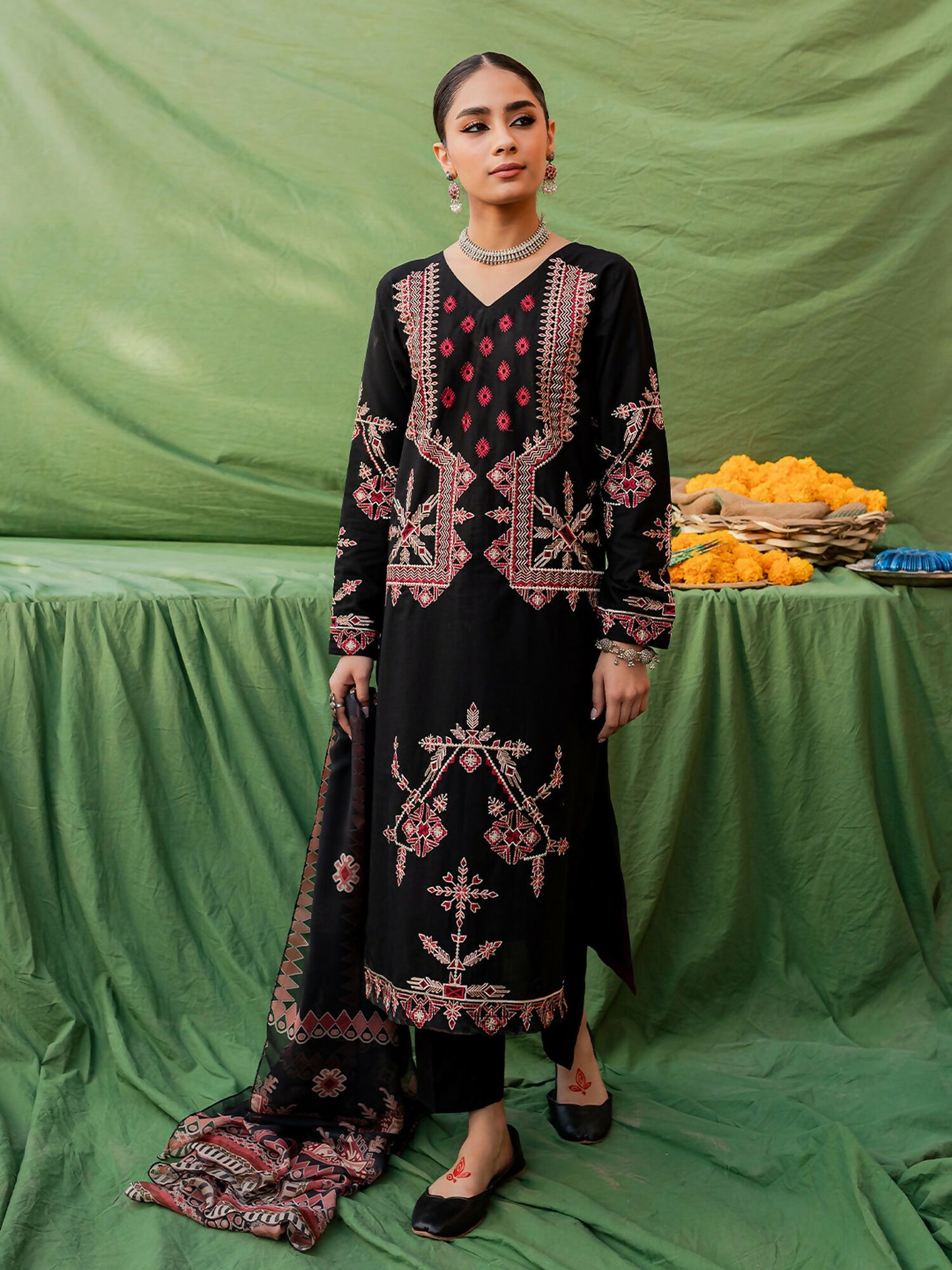 Mannat Clothing Silk Printed Dupatta-Nagma