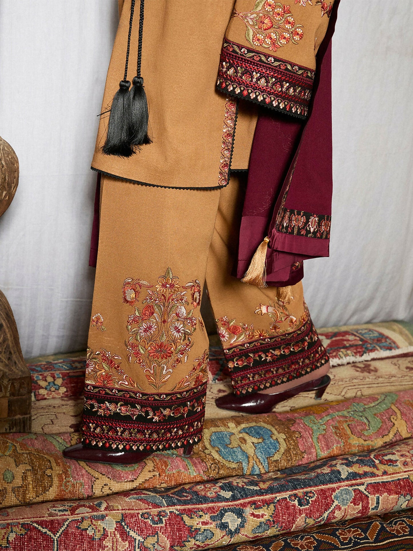 Jugnu by Hussain Rehar Karandi AW 25 - Edit III Embroidered Unstitched 3-Piece Suit-Zrov