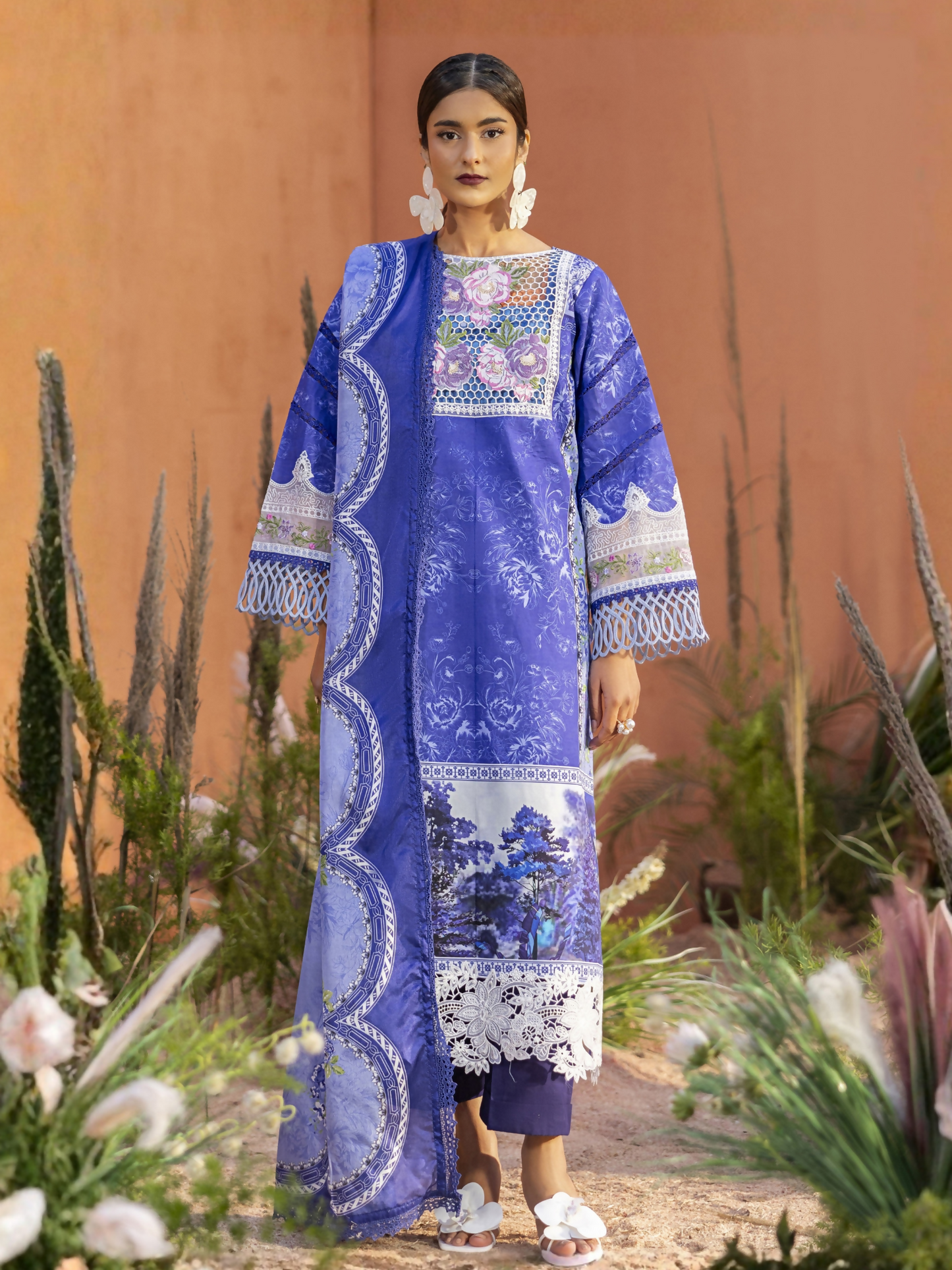 Parishay Ivy Bloom'26 Lawn Embroidered Unstitched 3-Piece Suit-IB-08