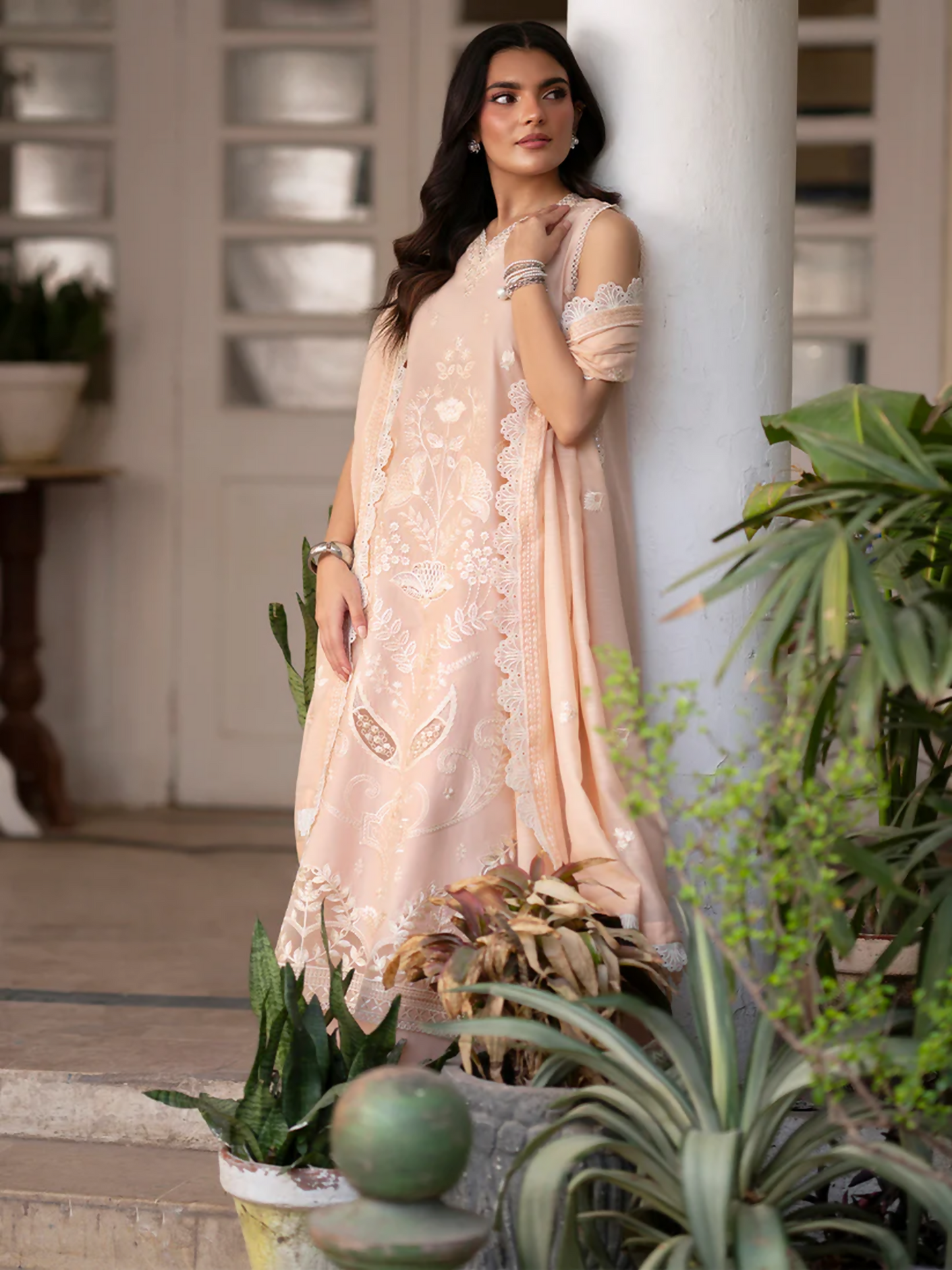 Mahnur Ember Lawn Embroidered Stitched 3-Piece Suit-EM-002
