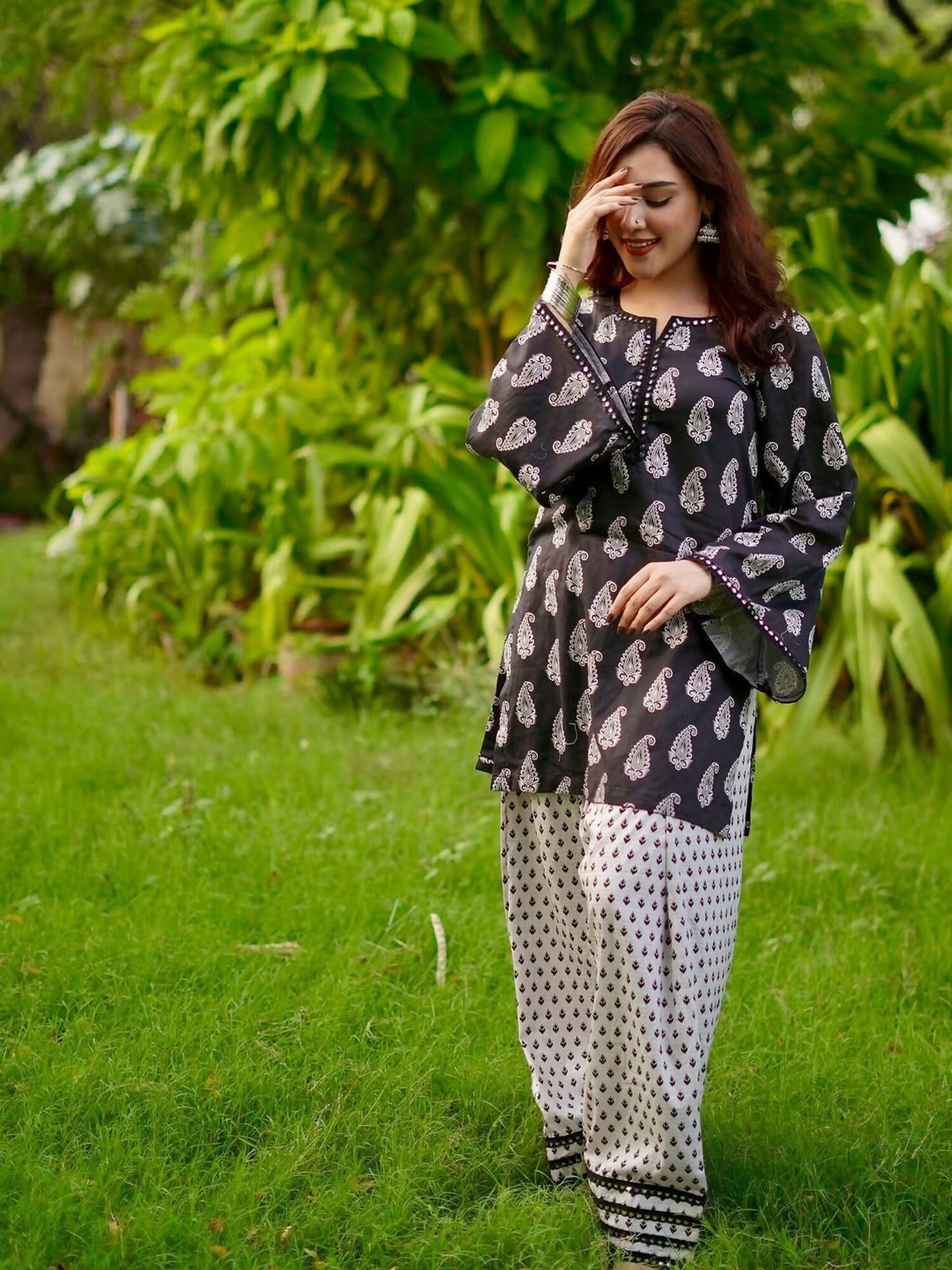 Tehzeeb Libas Linen Printed Stitched 2-Piece Suit-MEHRU