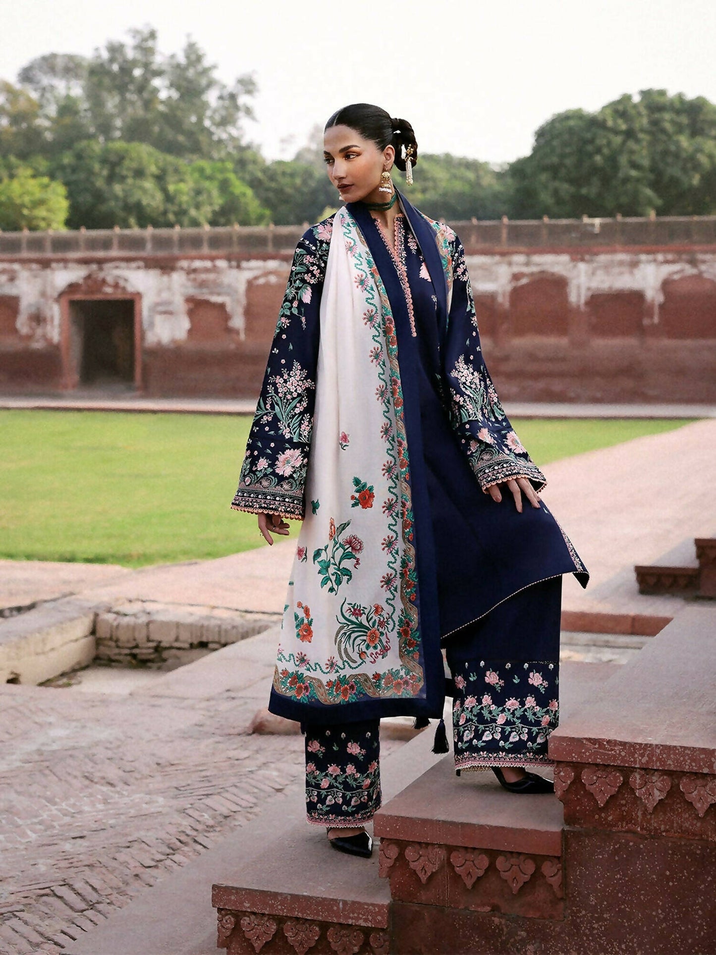 Jugnu By Hussain Rehar Khaddar'25 Embroidered Unstitched 3-Piece Suit-Navi