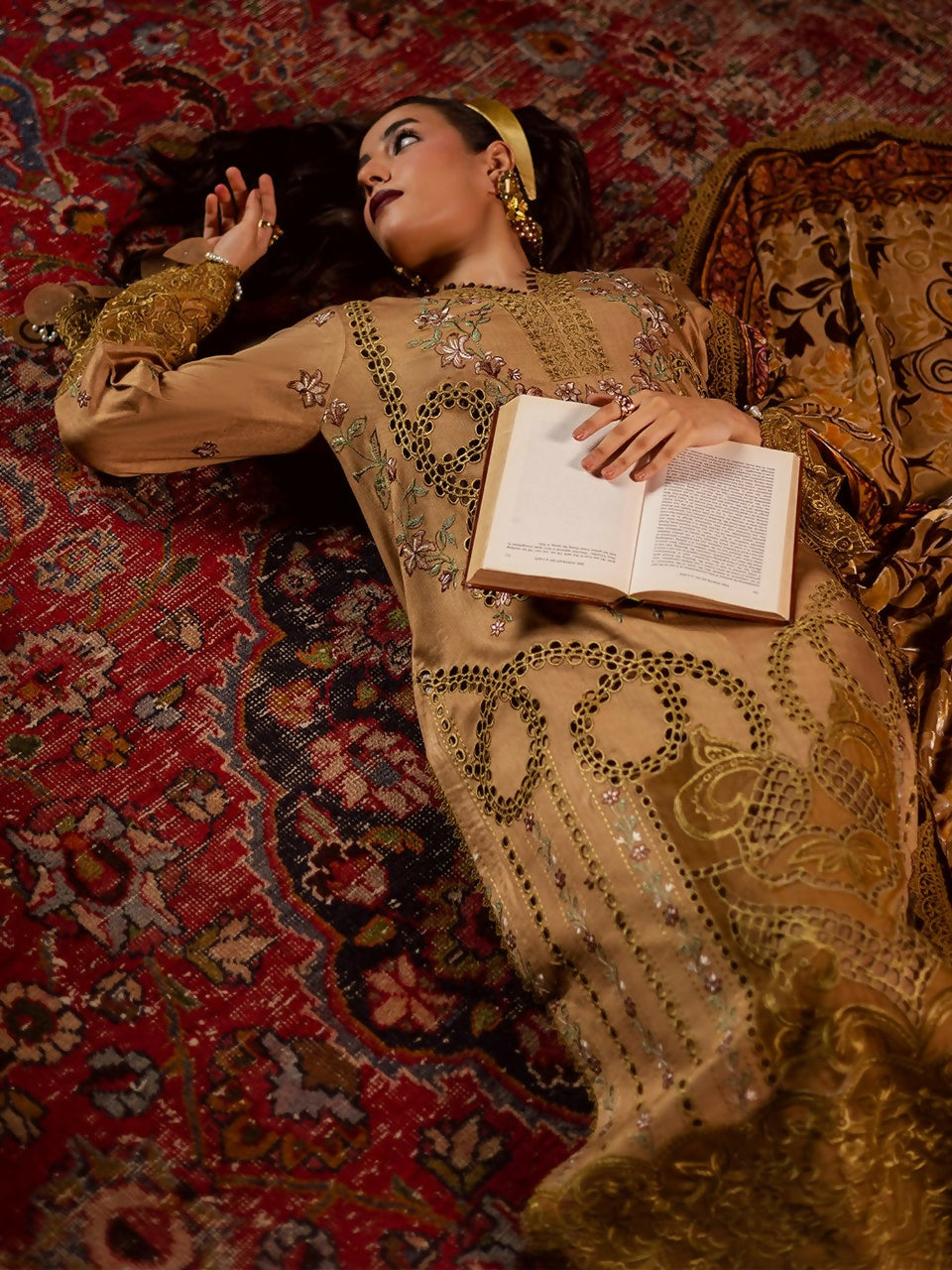 Mahnur Amelia Kotrai Embroidered Unstitched 3-Piece Suit-CK-006