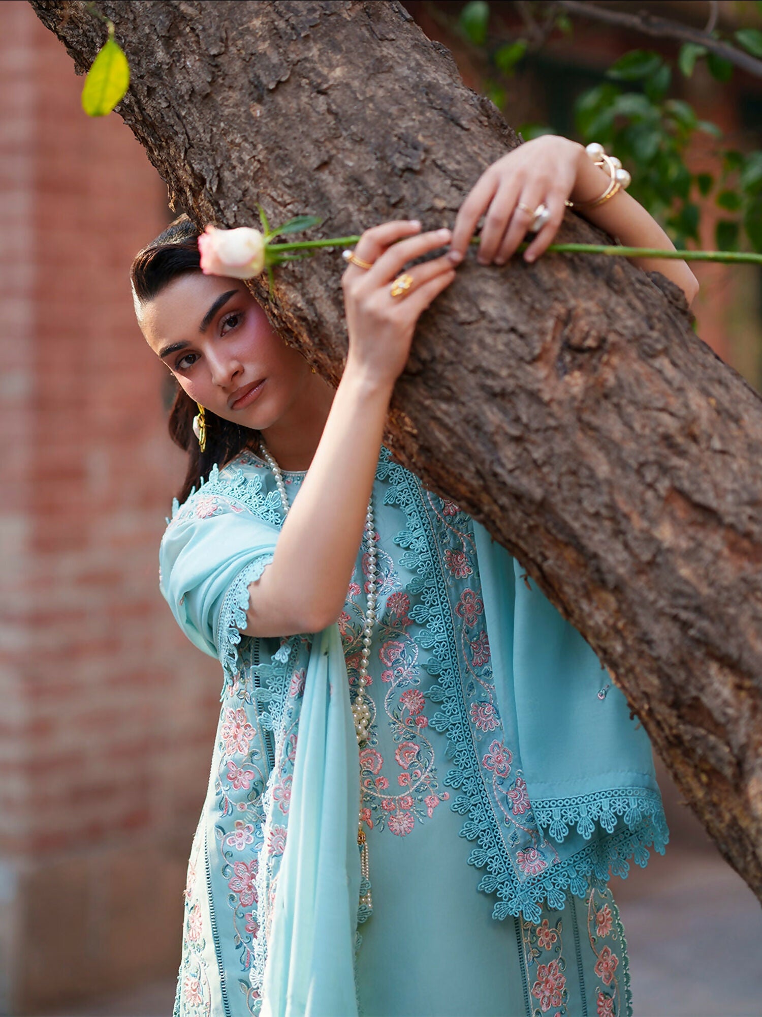 Mahnur Fiona Lawn'26 Embroidered Unstitched 3-Piece Suit-F-12