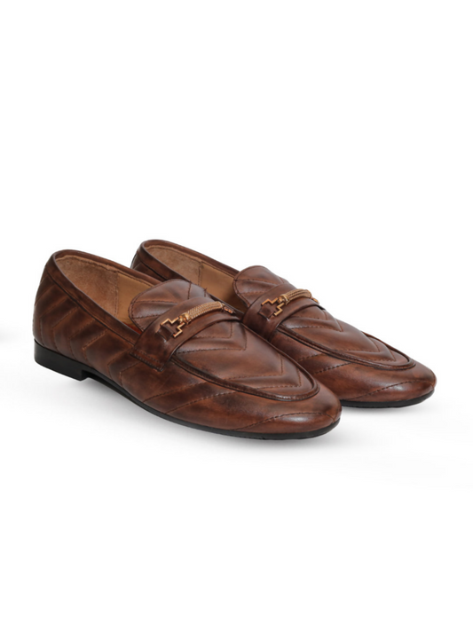 Rich brown cow leather shoes with a polished finish and lightweight rubber sole, perfect for business and casual wear.