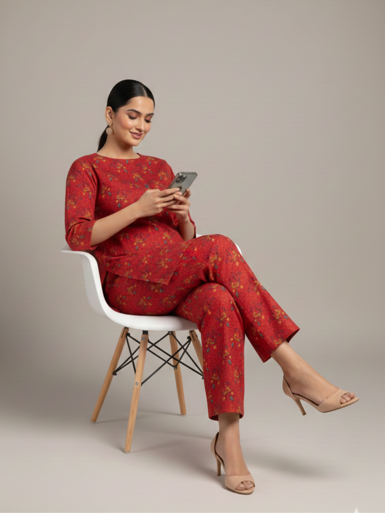 Bin Shaukat Classic Lawn Printed Unstitched 2-Piece Suit