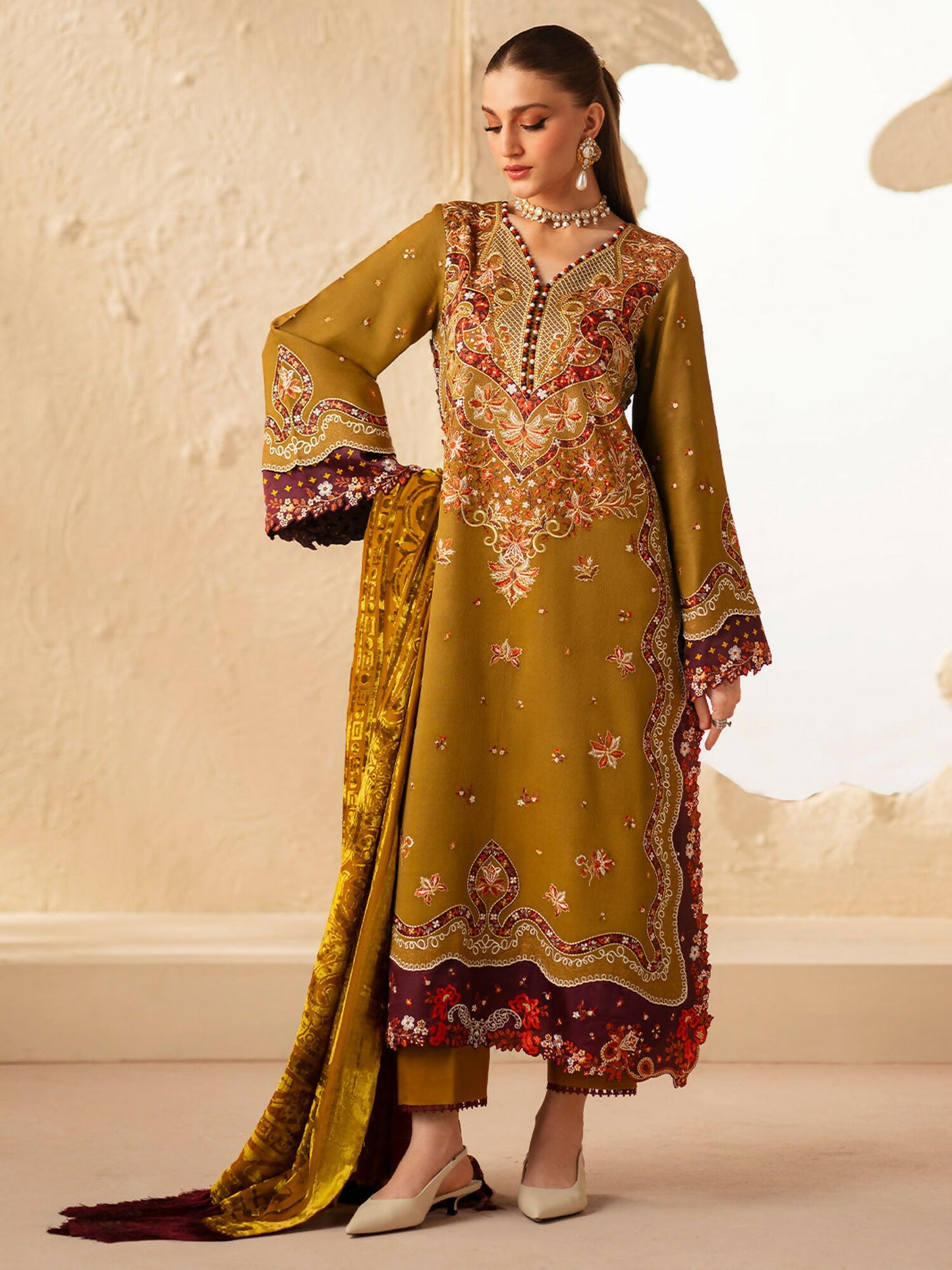 Binilyas Saqqara Kotrai Embroidered Stitched 3-Piece Suit-163-A
