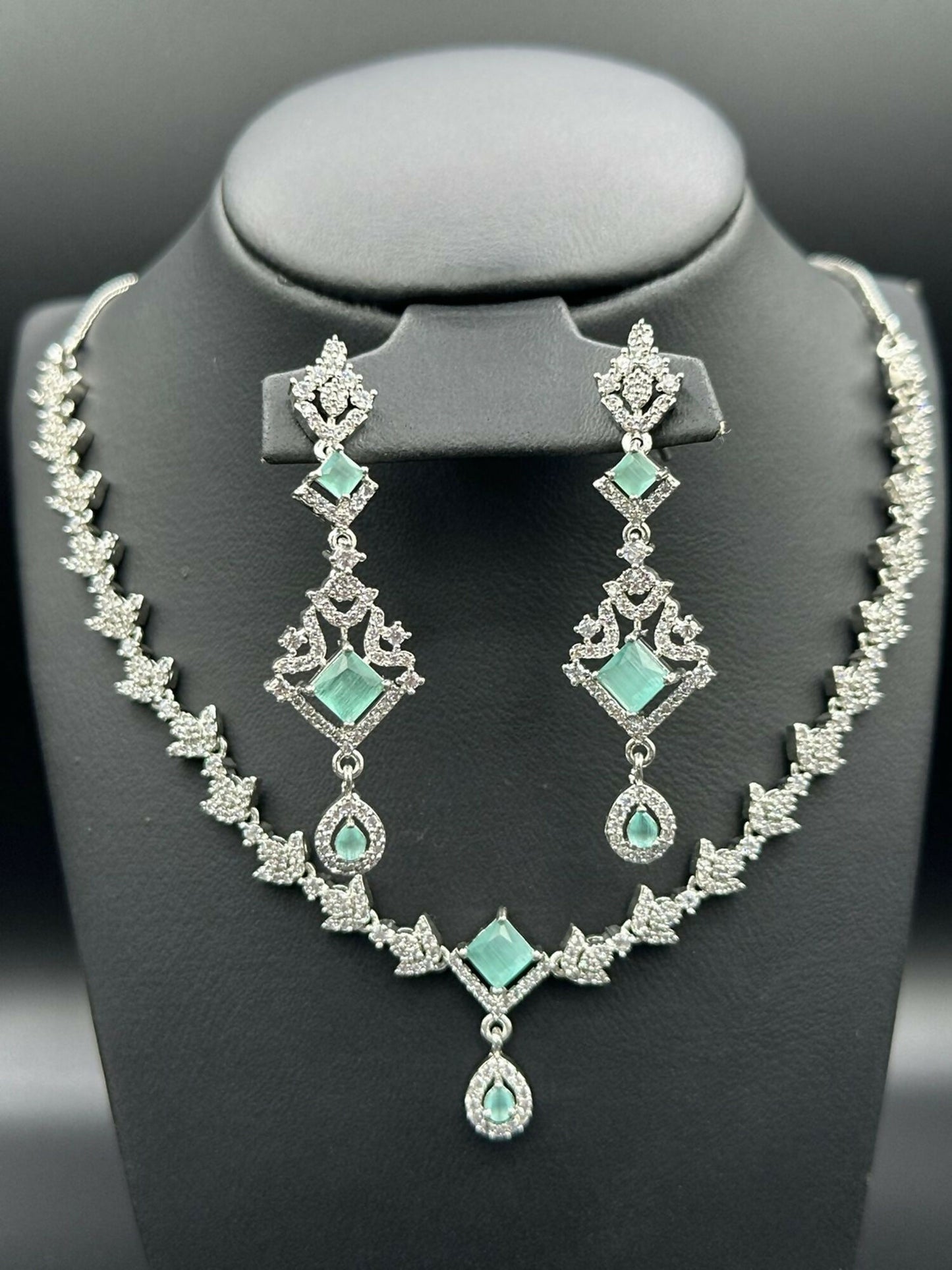 H&A Jewellery One Carat Silver Rhodium Plated Jewellery Set
