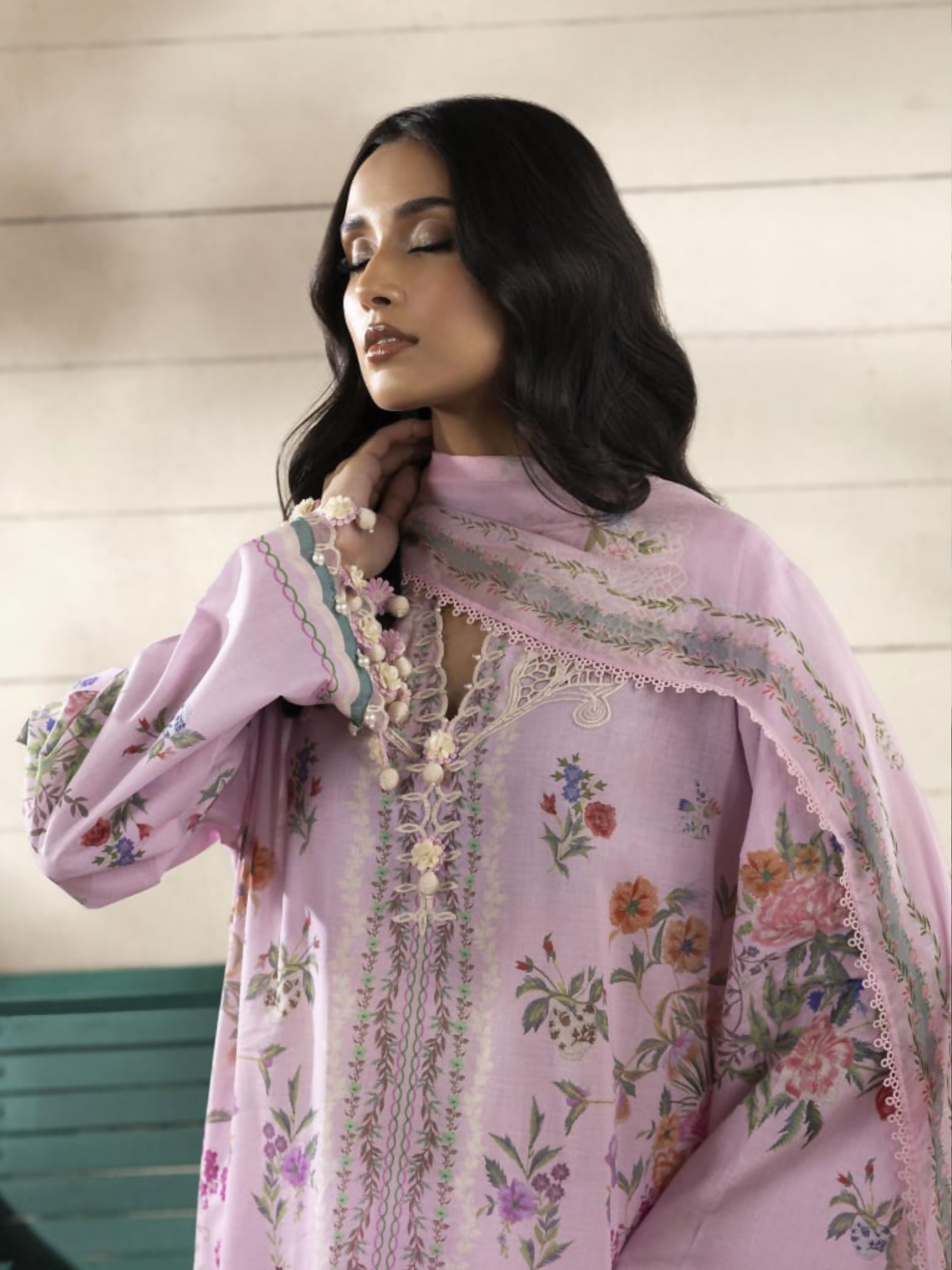 Sana Safinaz Lawn Embroidered Unstitched 3-Piece Suit-M251-028B-3CI