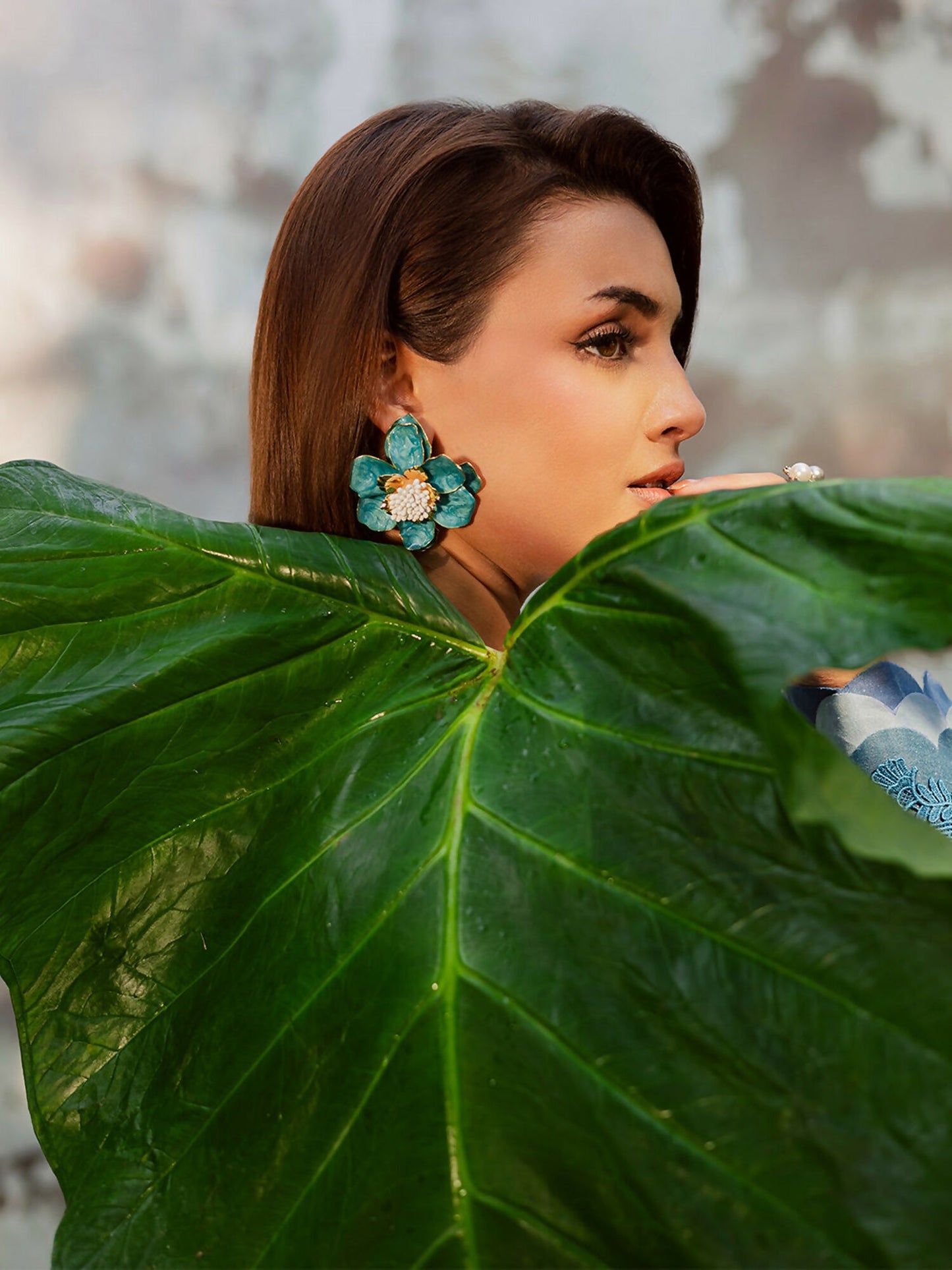 Parishay Rang e Sarma Khaddar Embroidered Stitched 3-Piece Suit-SAR-01