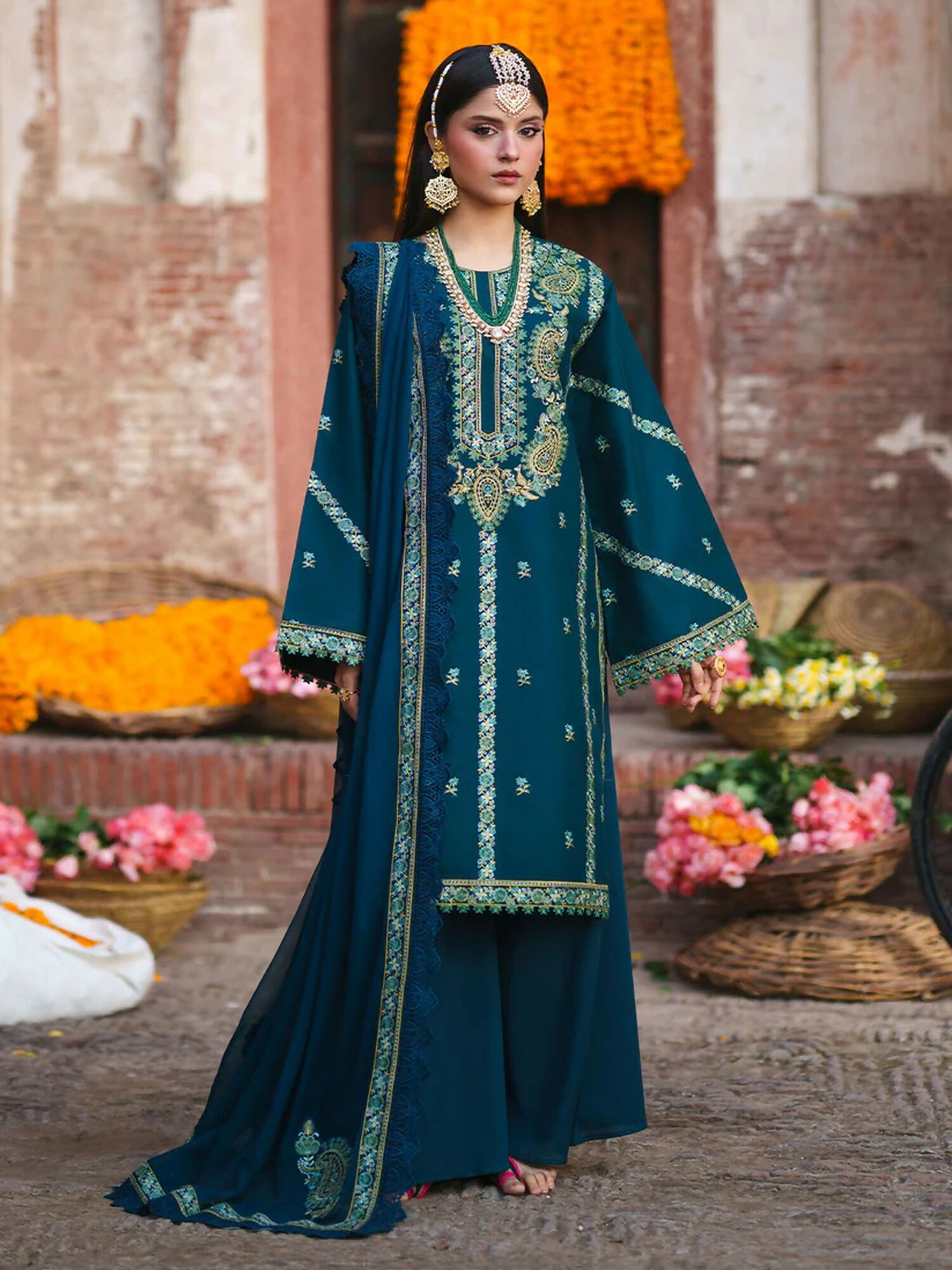 Mahnur Gul Luxury Lawn'26 Embroidered Unstitched 3-Piece Suit-G-002