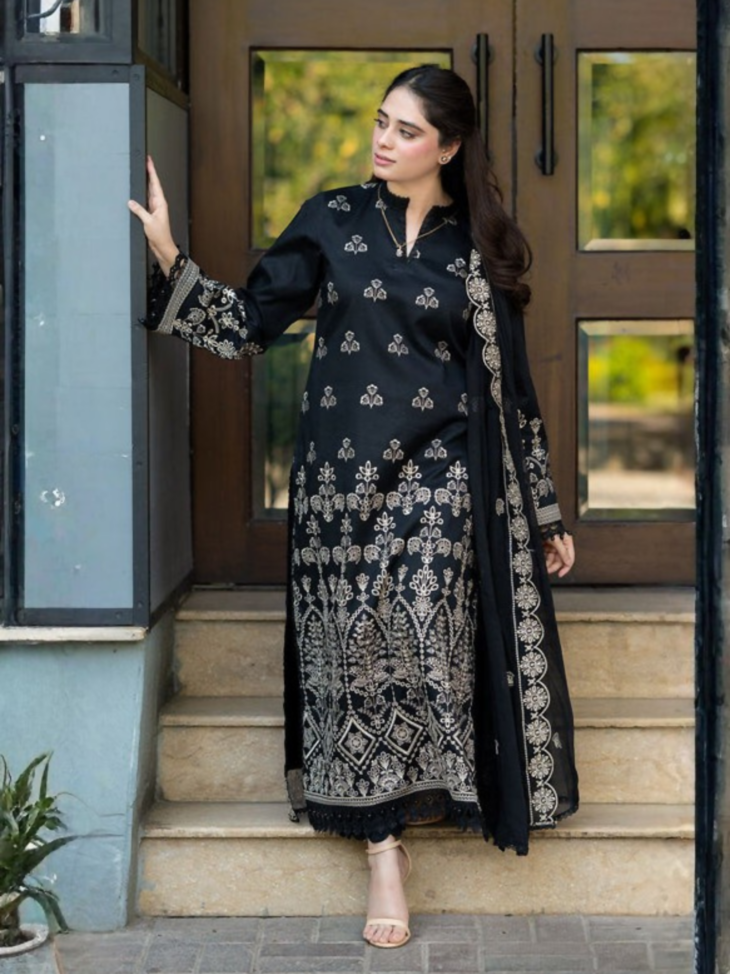Tawakal Closet Cotton Embroidered Stitched 3-Piece Suit-Black