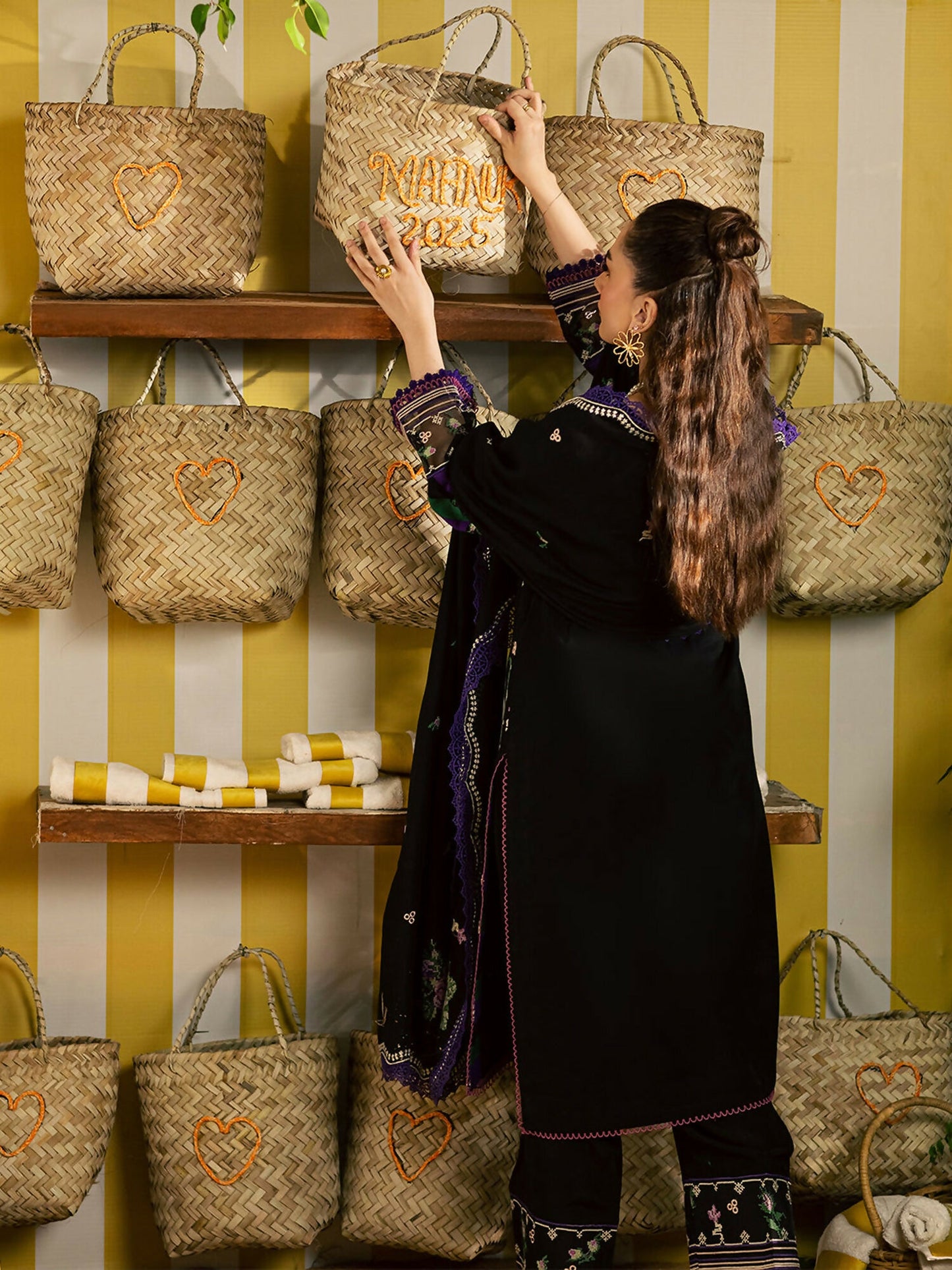 Mahnur Kaia Slub Linen Embroidered Stitched 3-Piece Suit-K- 02