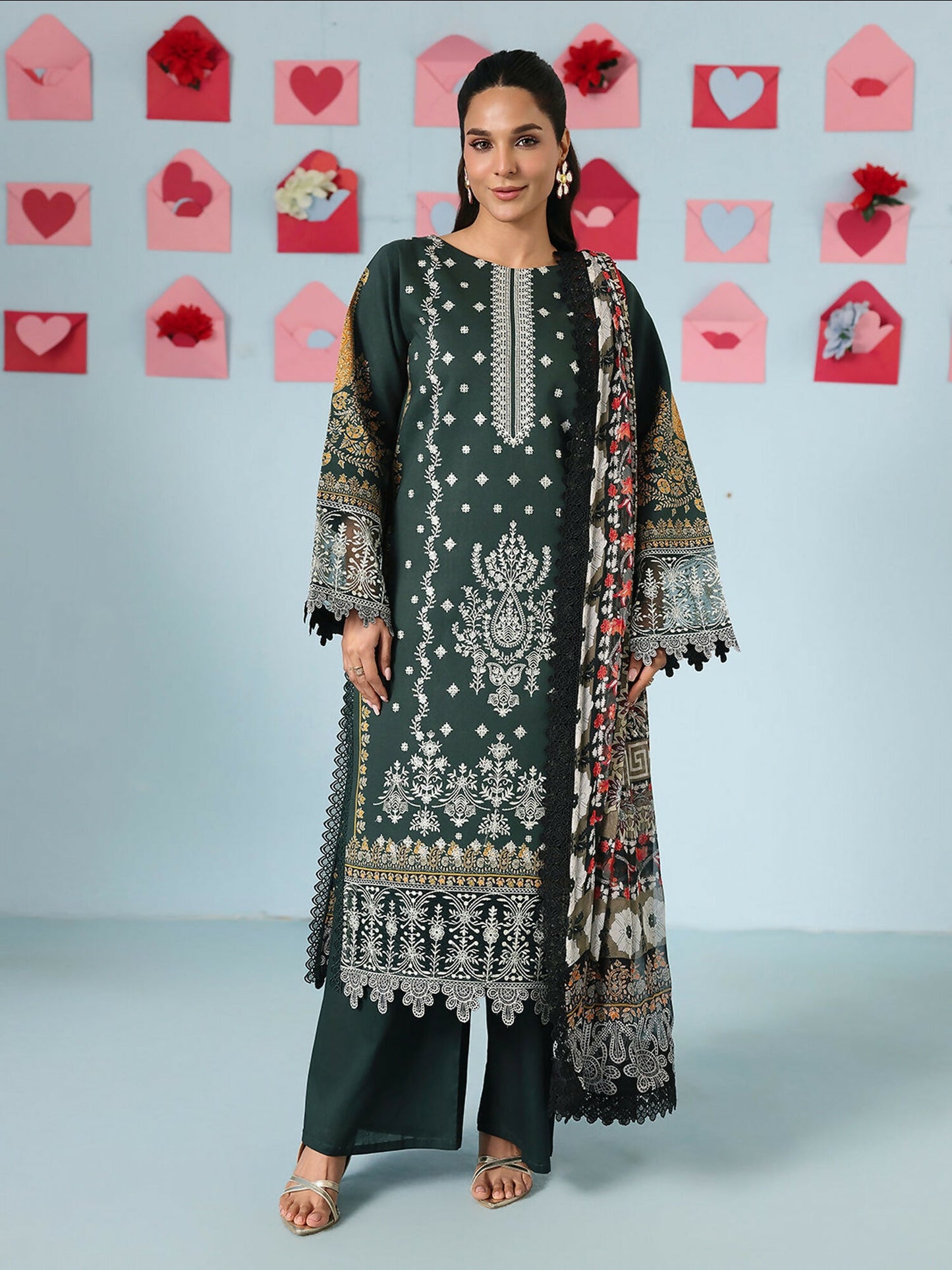 Mahnur Anaya Vol.2 Lawn Embroidered Stitched 3-Piece Suit-AN-2-18