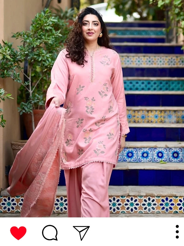 mannat clothing winter essentials khaddar embroidered stitched 3 piece suit arq