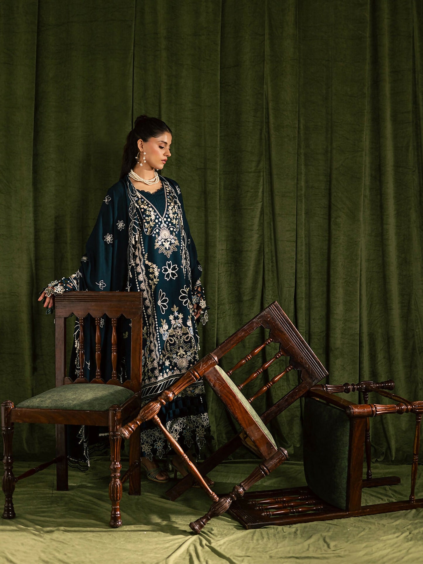 Mahnur Kaia Slub Linen Embroidered Stitched 3-Piece Suit-K- 07