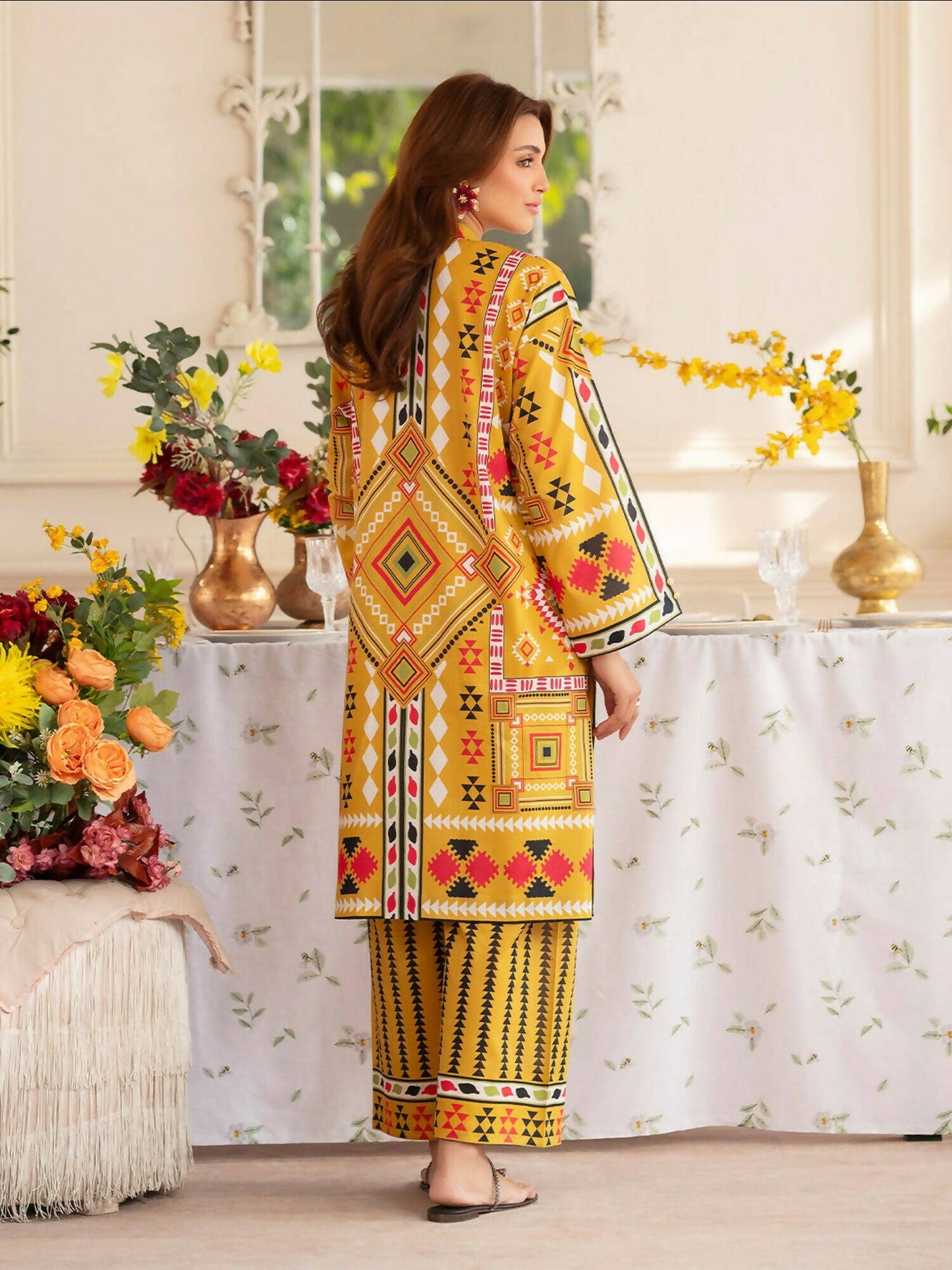 Mahnur Noir Lawn'26 Printed Co-Ord Set-N-02